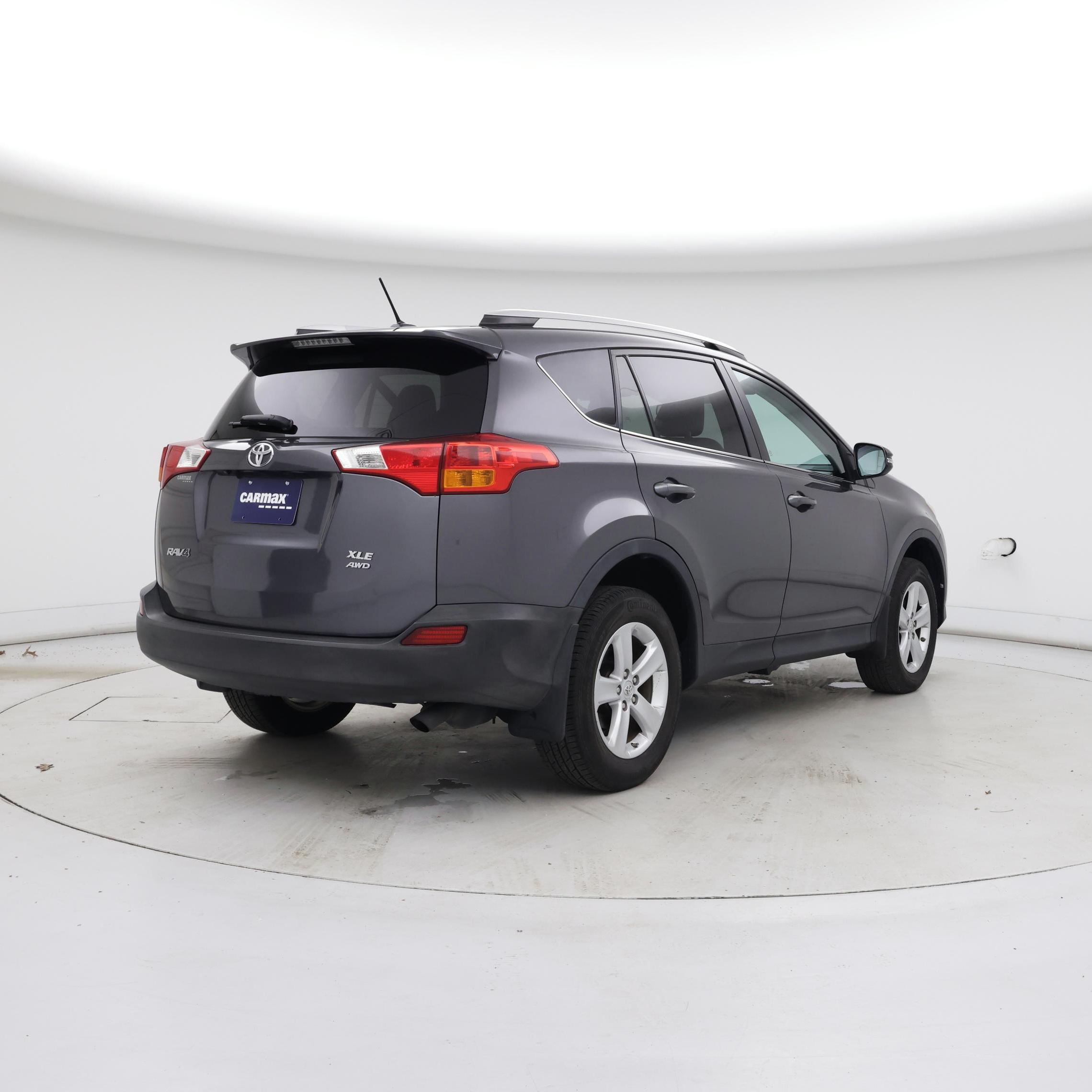 Thumbnail: 2014 Toyota RAV4 - 8