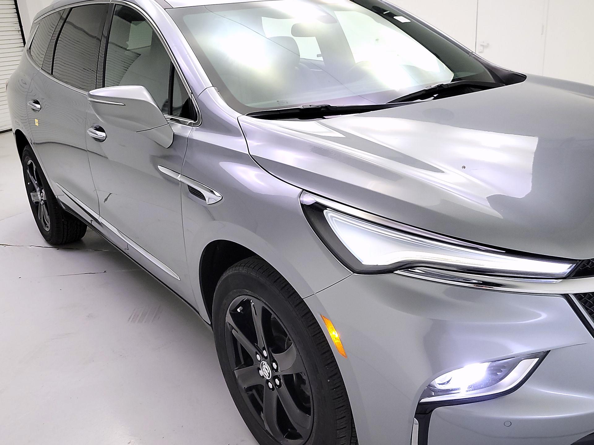 2023 Buick Enclave Essence AWD