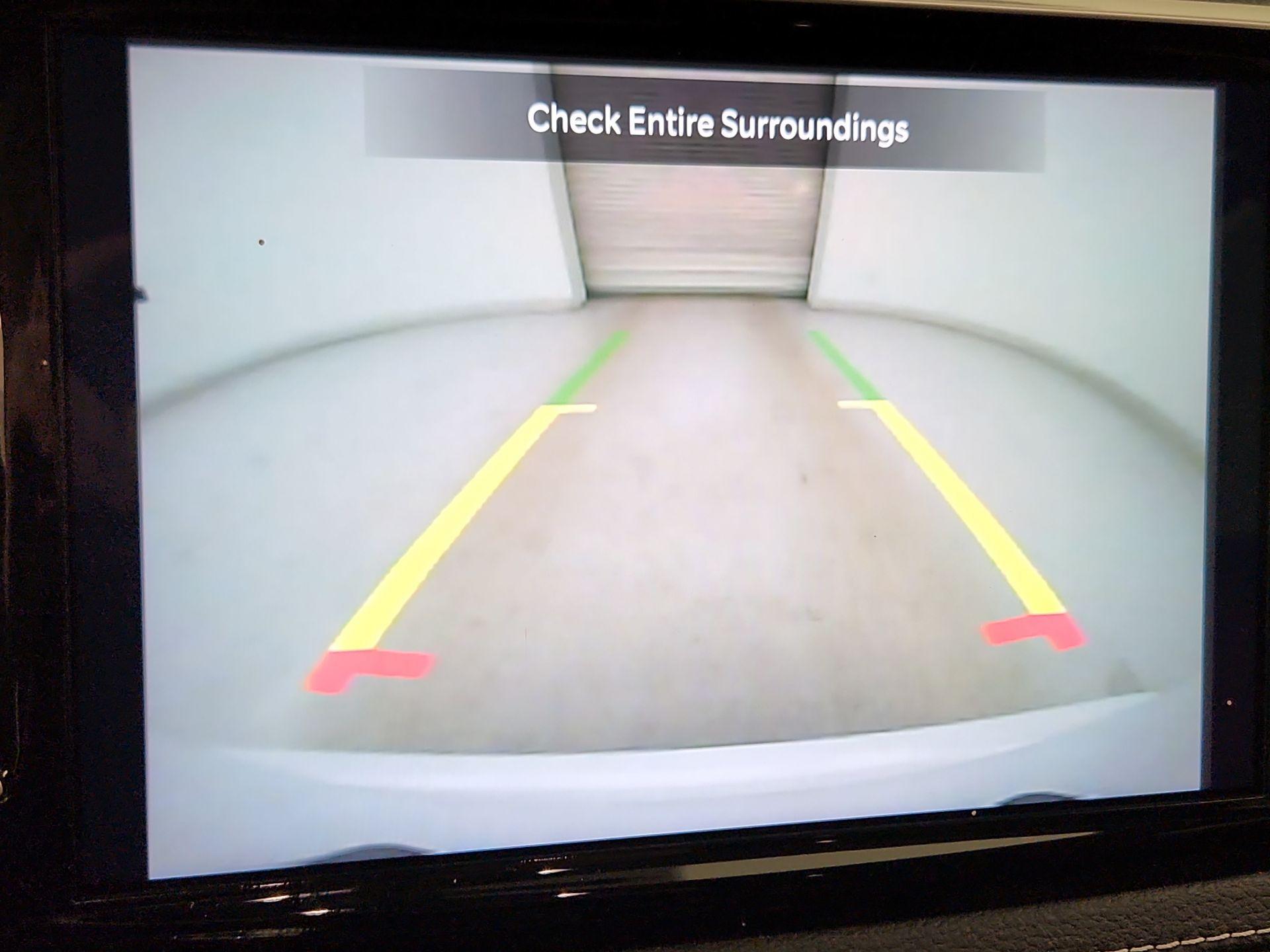 Thumbnail: 2023 Chrysler Pacifica - 14