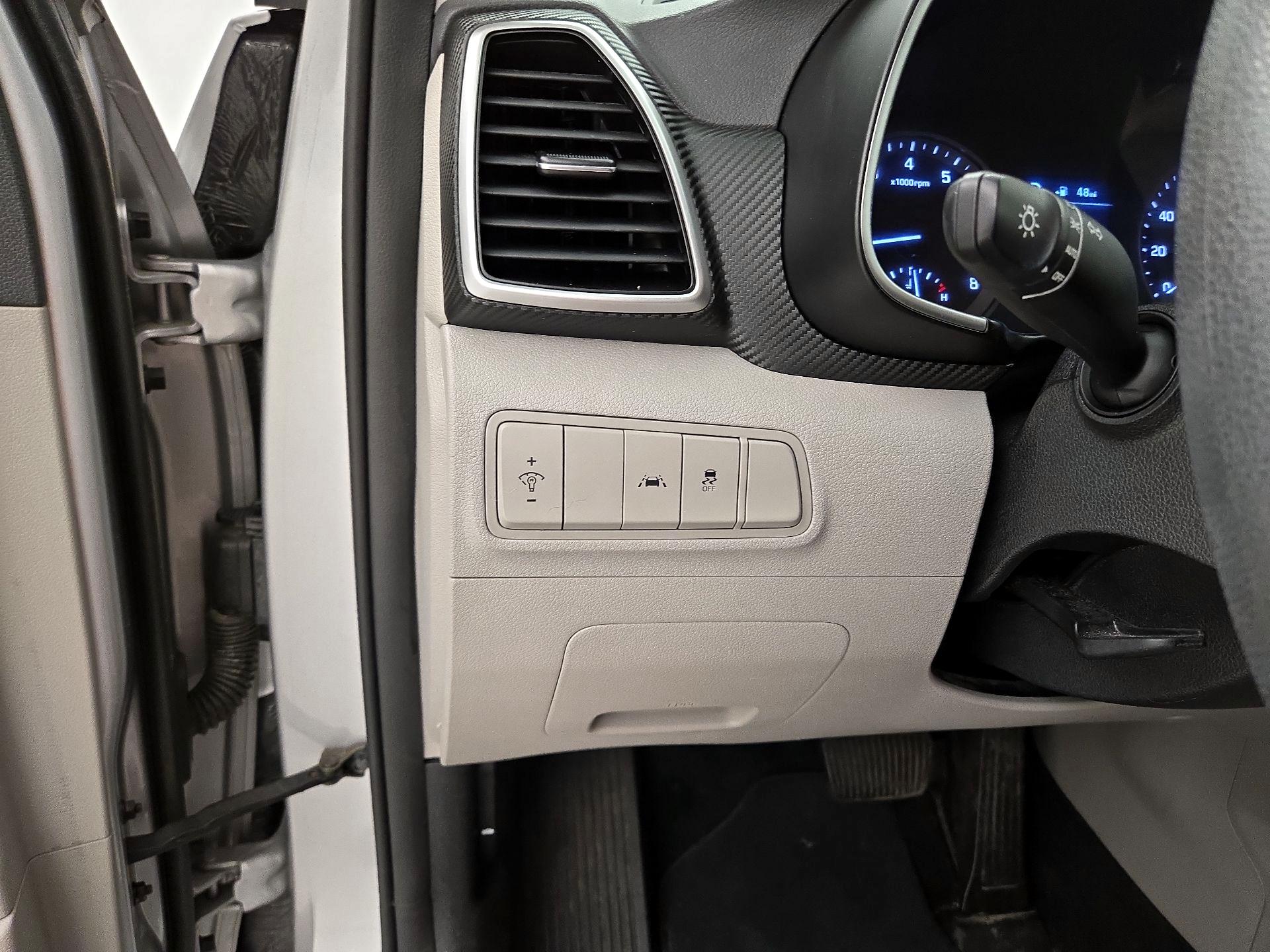 Thumbnail: 2020 Hyundai Tucson - 13