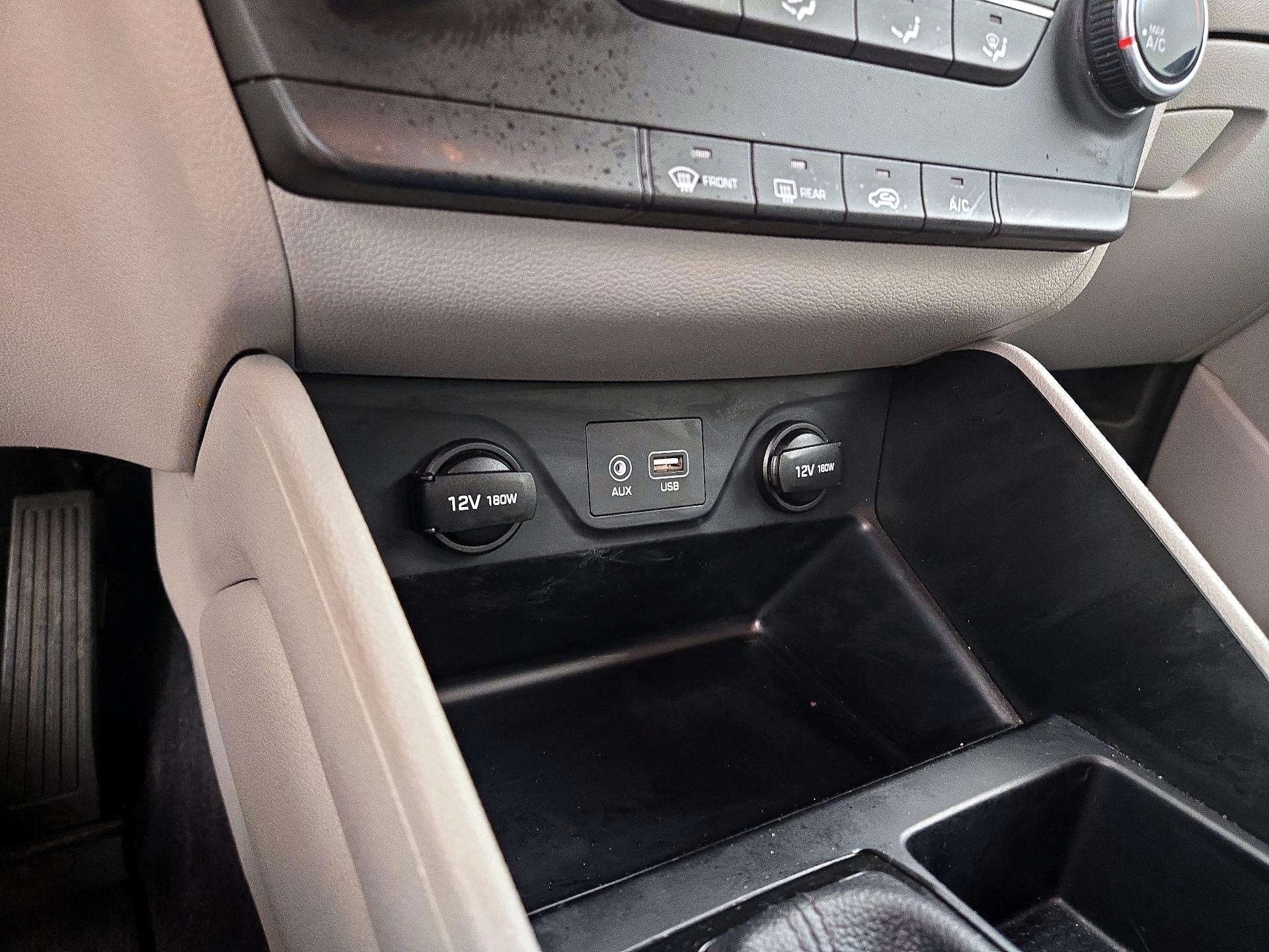 Thumbnail: 2020 Hyundai Tucson - 18