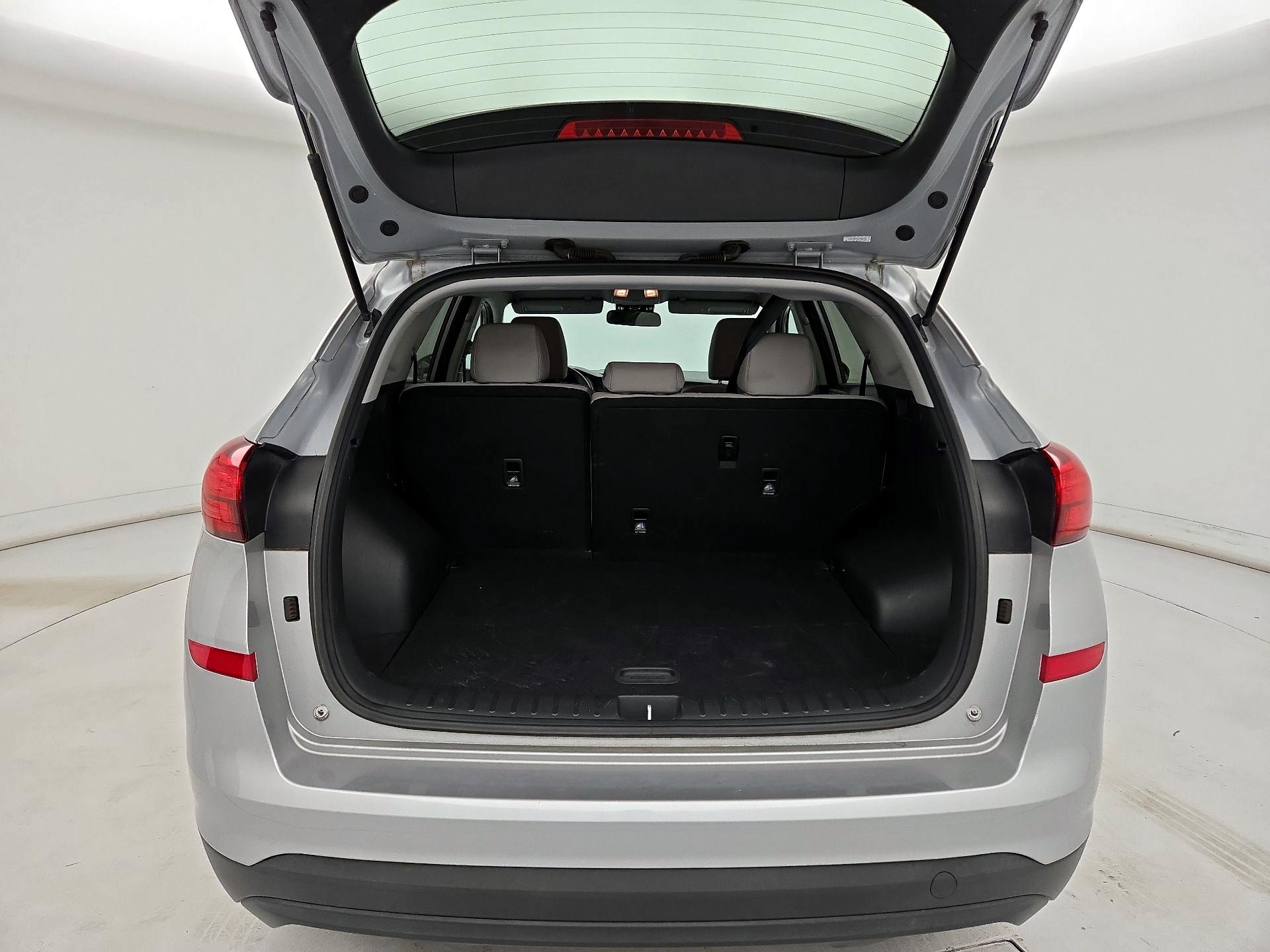 Thumbnail: 2020 Hyundai Tucson - 20