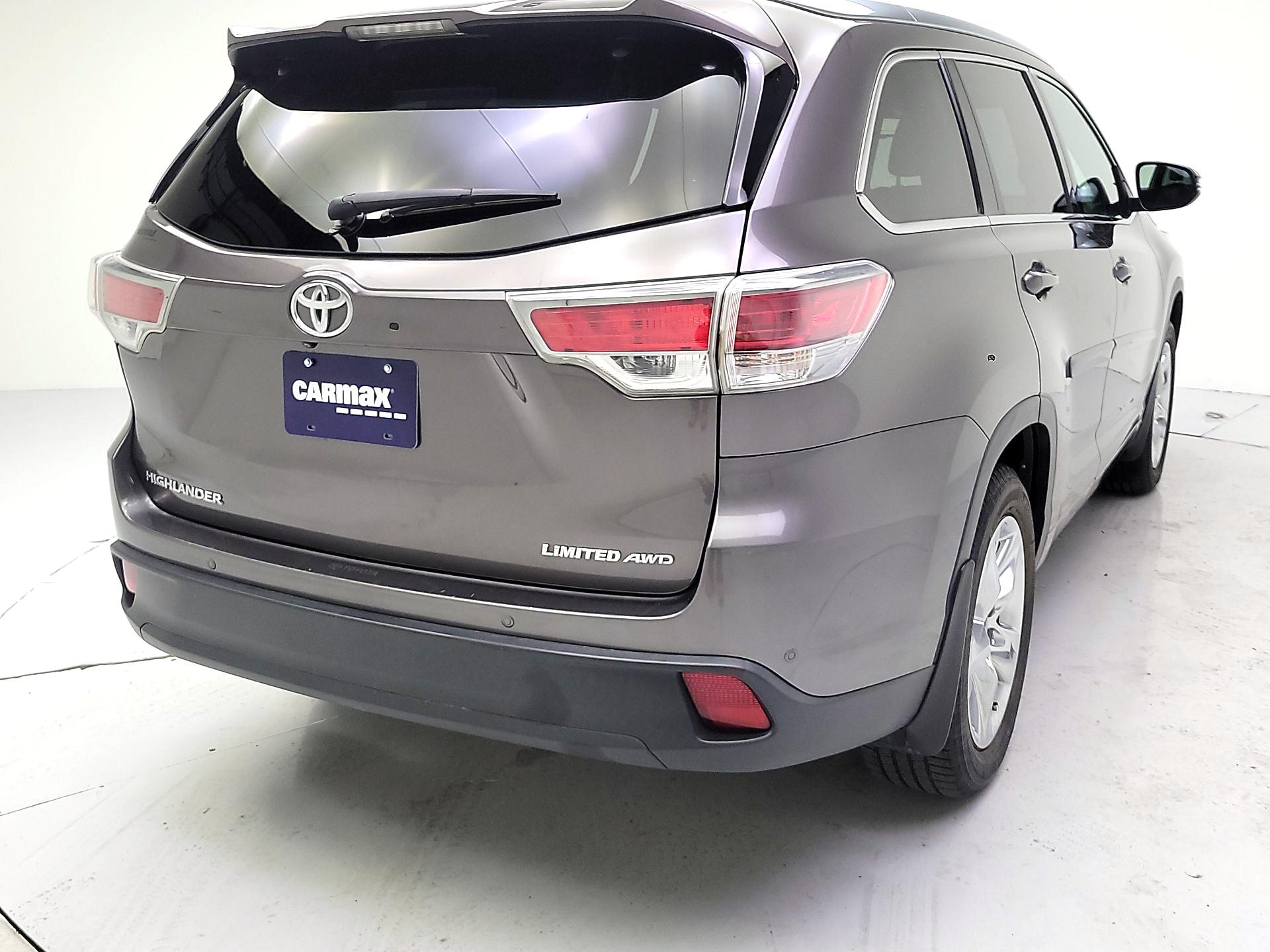Thumbnail: 2014 Toyota Highlander - 5