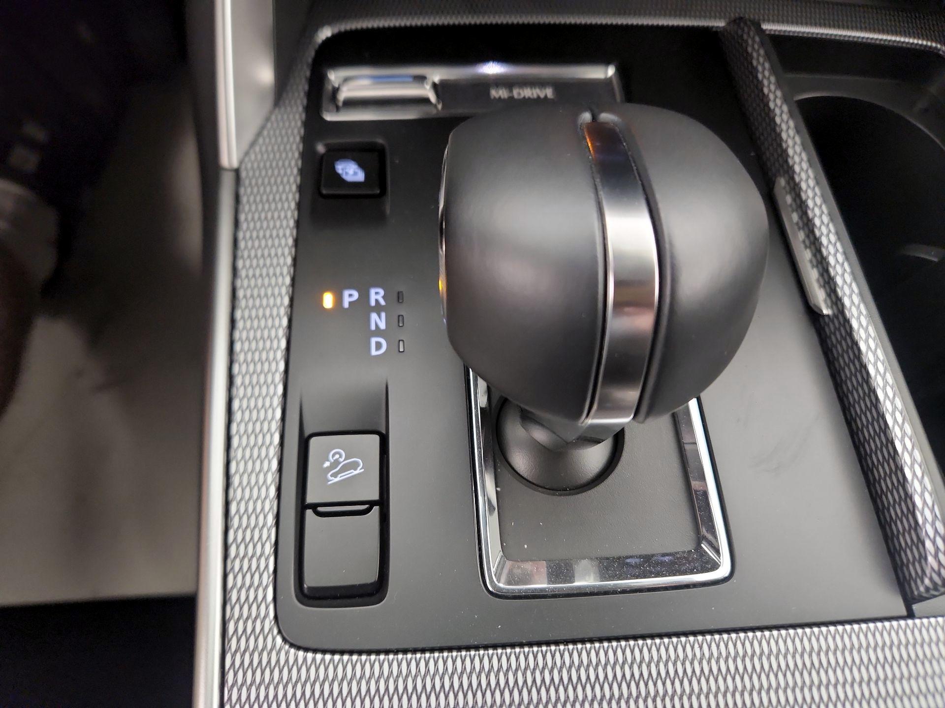 Thumbnail: 2025 Mazda CX-90 - 17