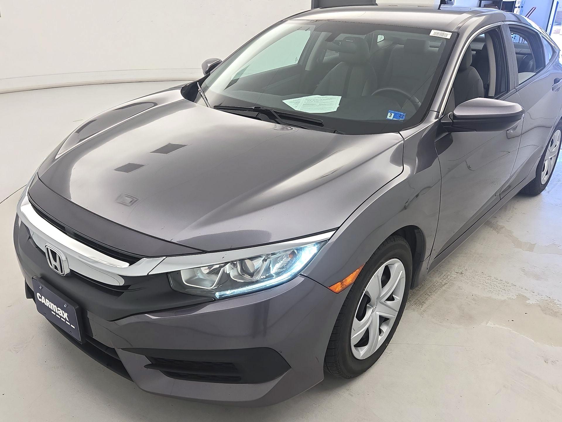 Thumbnail: 2018 Honda Civic - 3