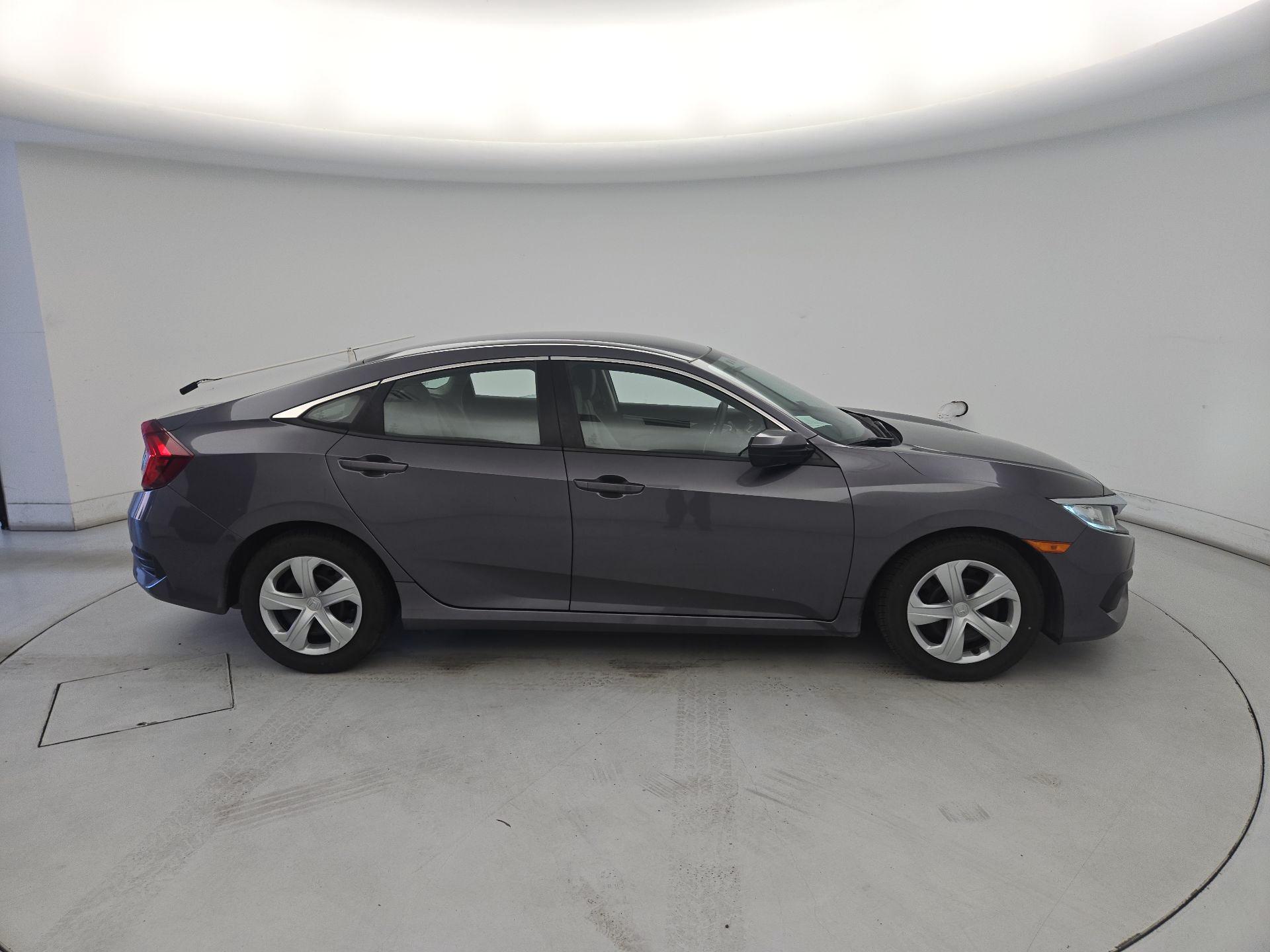 Thumbnail: 2018 Honda Civic - 4