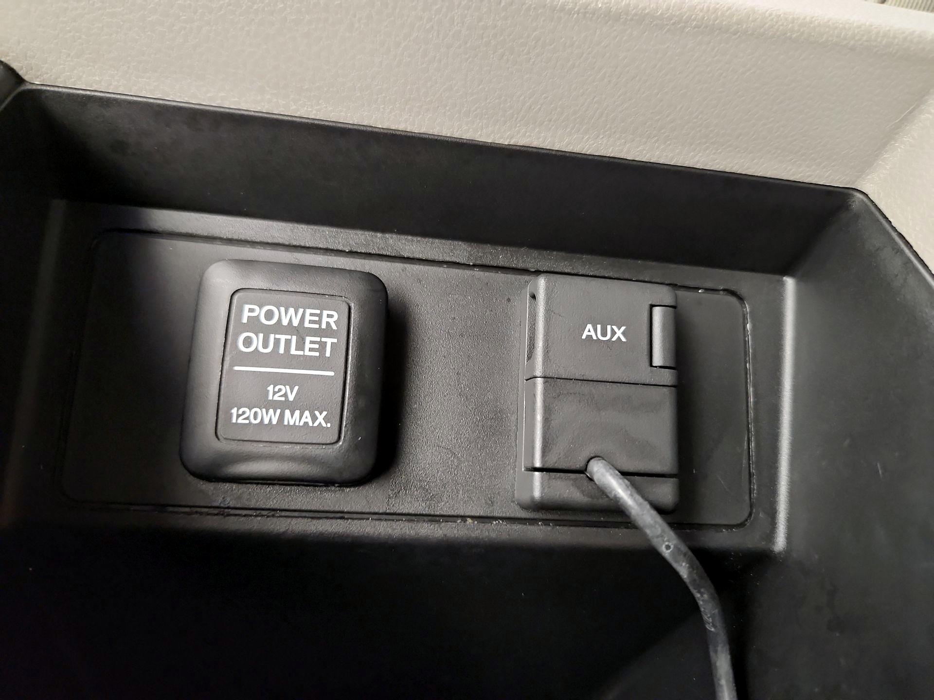 Thumbnail: 2015 Honda Pilot - 18