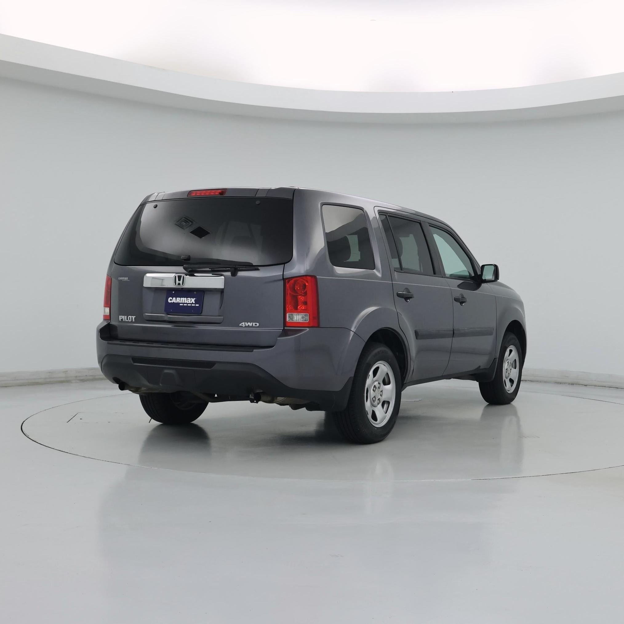 Thumbnail: 2015 Honda Pilot - 8