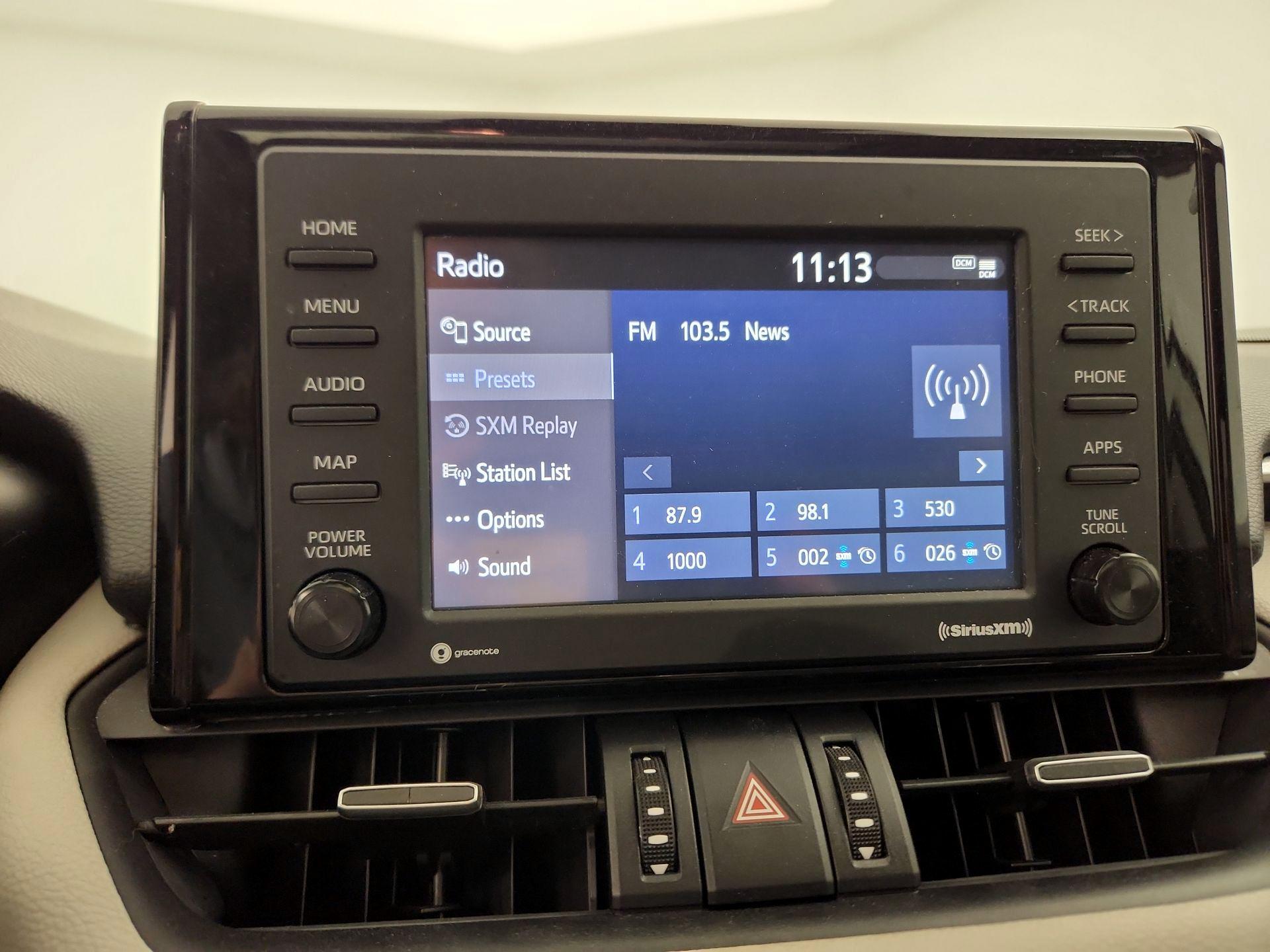 Thumbnail: 2020 Toyota RAV4 - 16