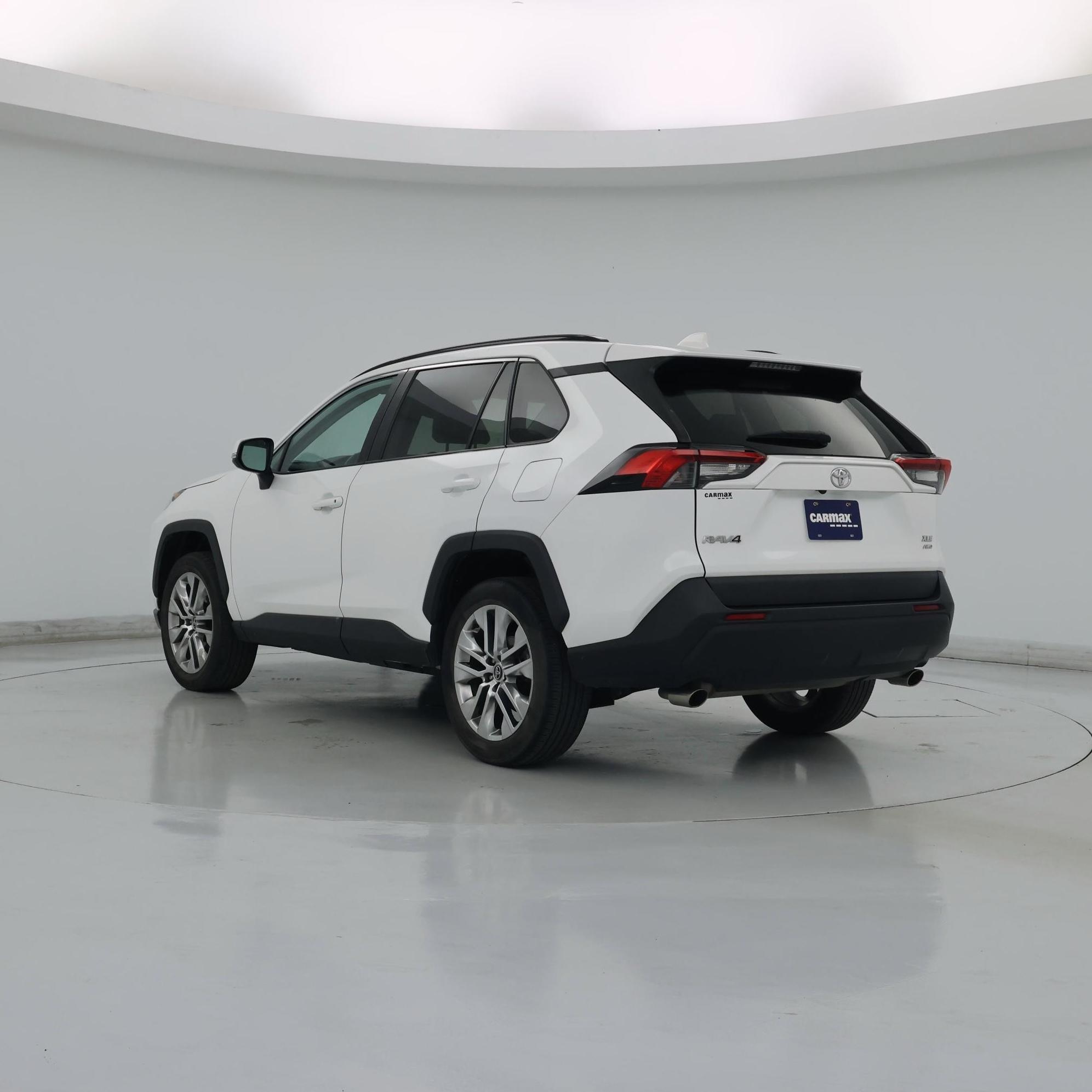 Thumbnail: 2020 Toyota RAV4 - 2