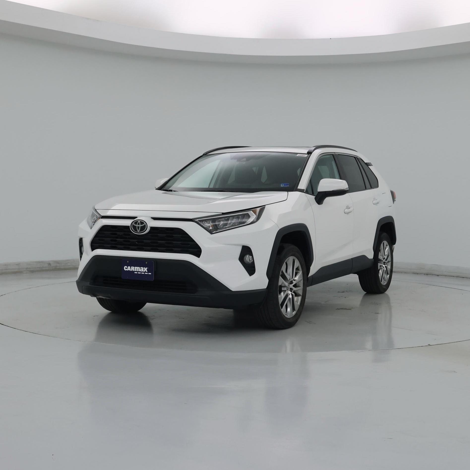 Thumbnail: 2020 Toyota RAV4 - 4