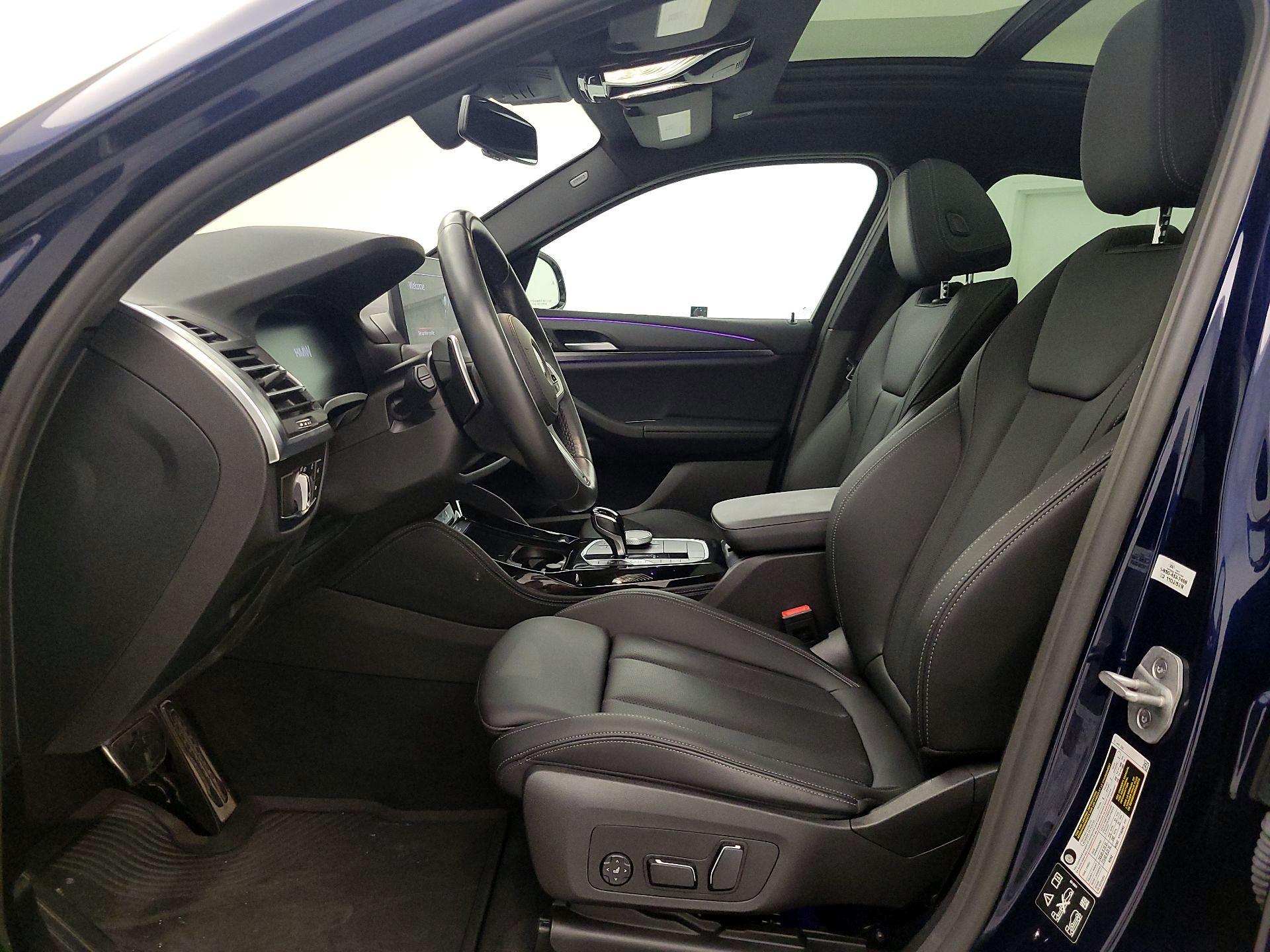 Thumbnail: 2024 BMW X4 - 11