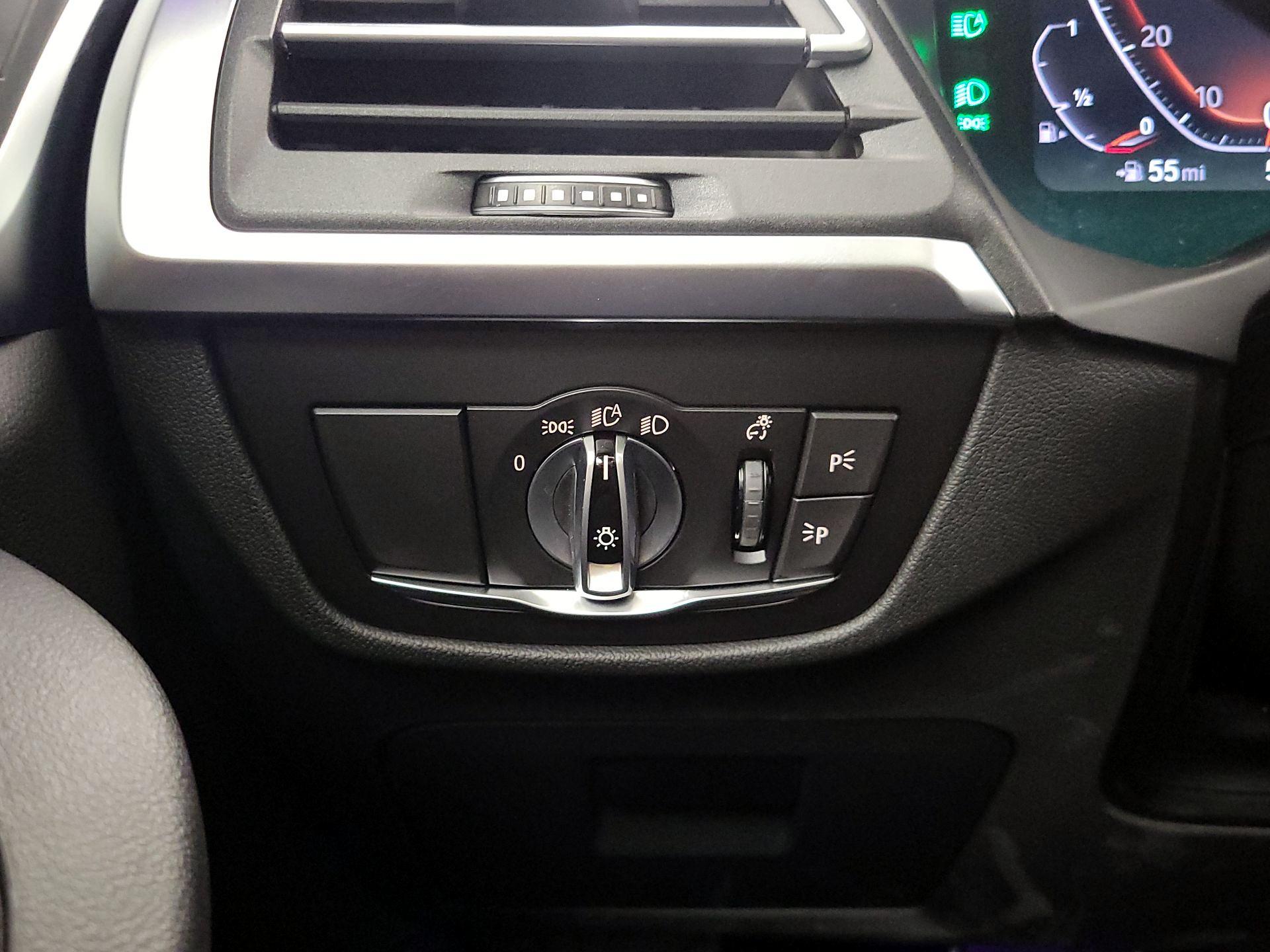 Thumbnail: 2024 BMW X4 - 13