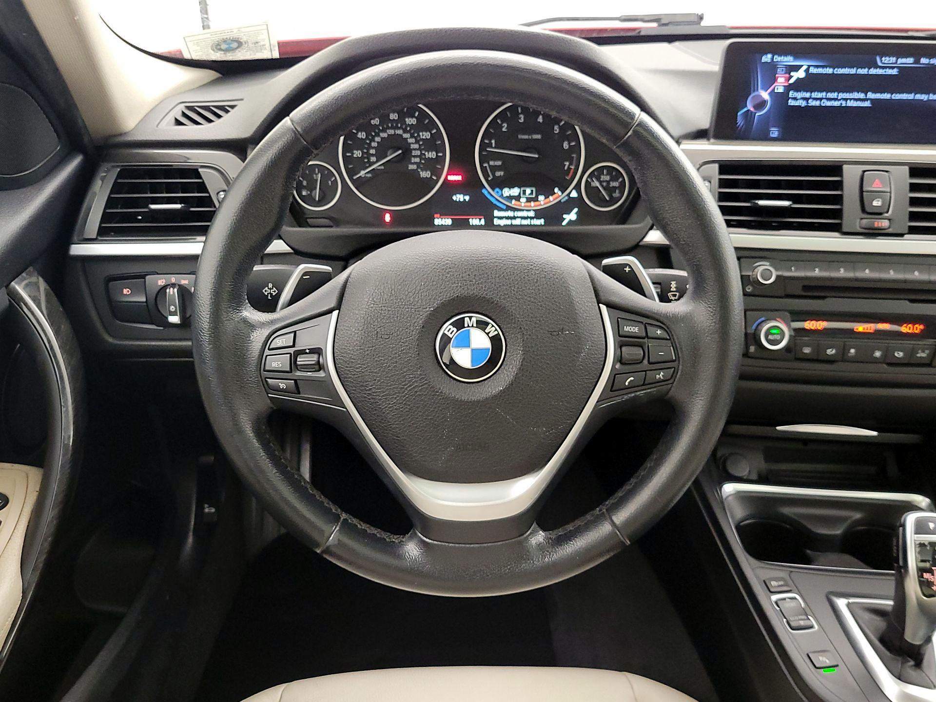 Thumbnail: 2015 BMW 3 Series - 10