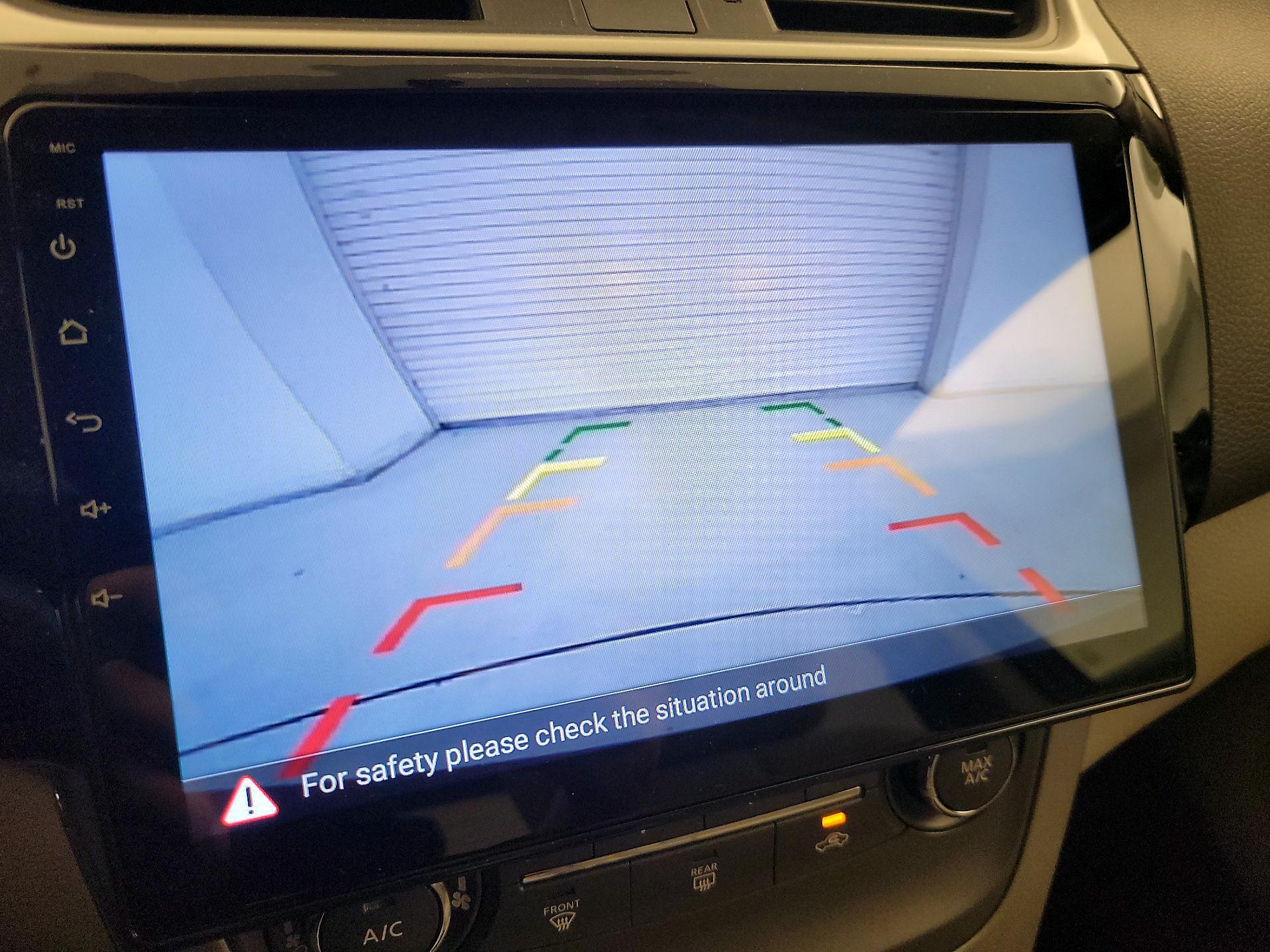 Thumbnail: 2014 Nissan Sentra - 14