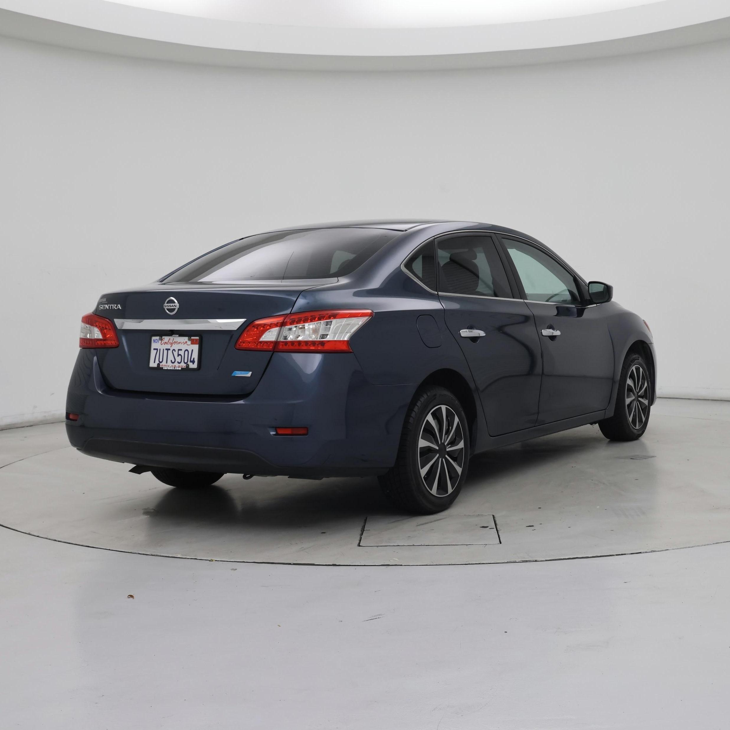 Thumbnail: 2014 Nissan Sentra - 8