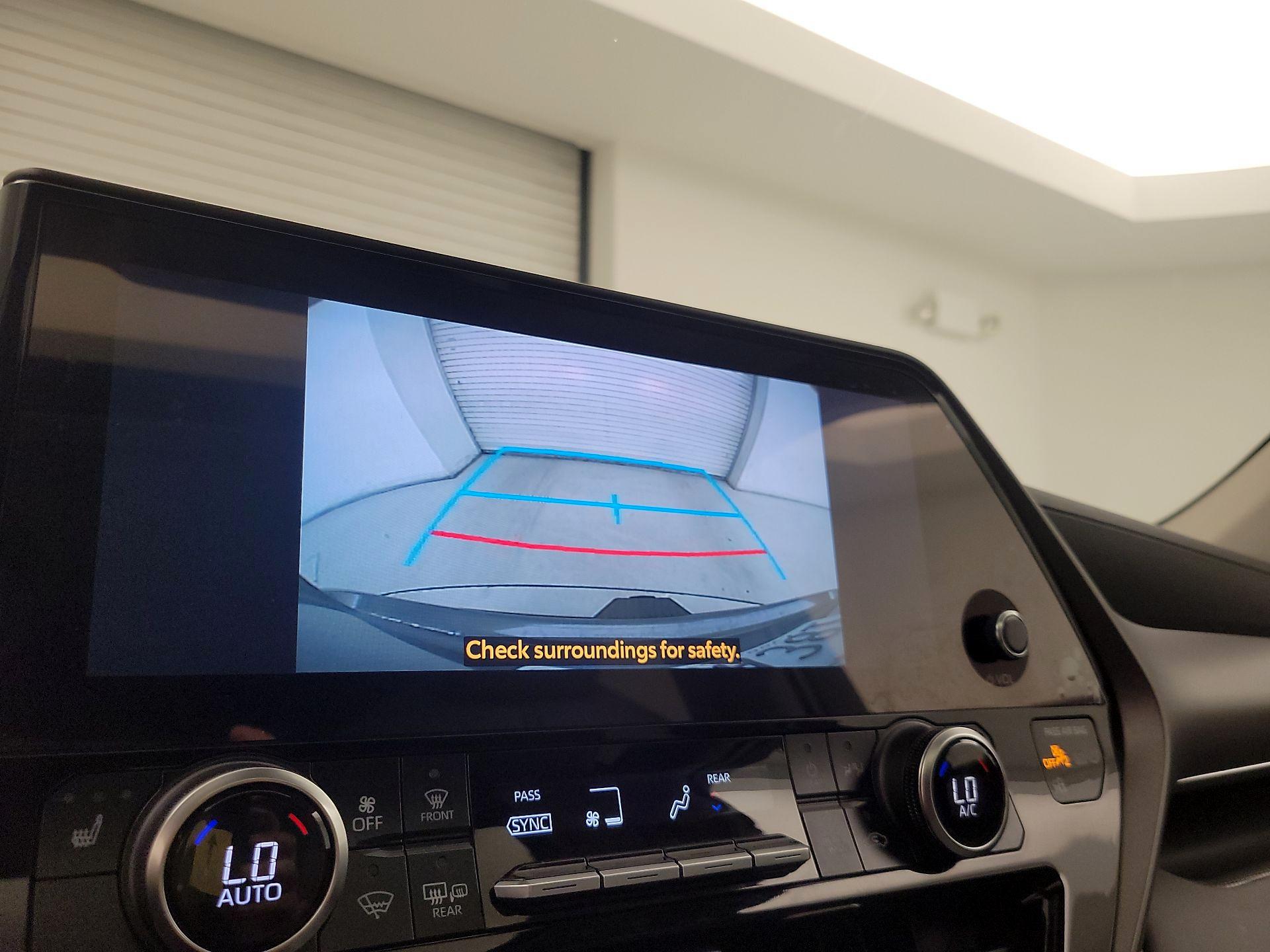 Thumbnail: 2025 Toyota Highlander - 15