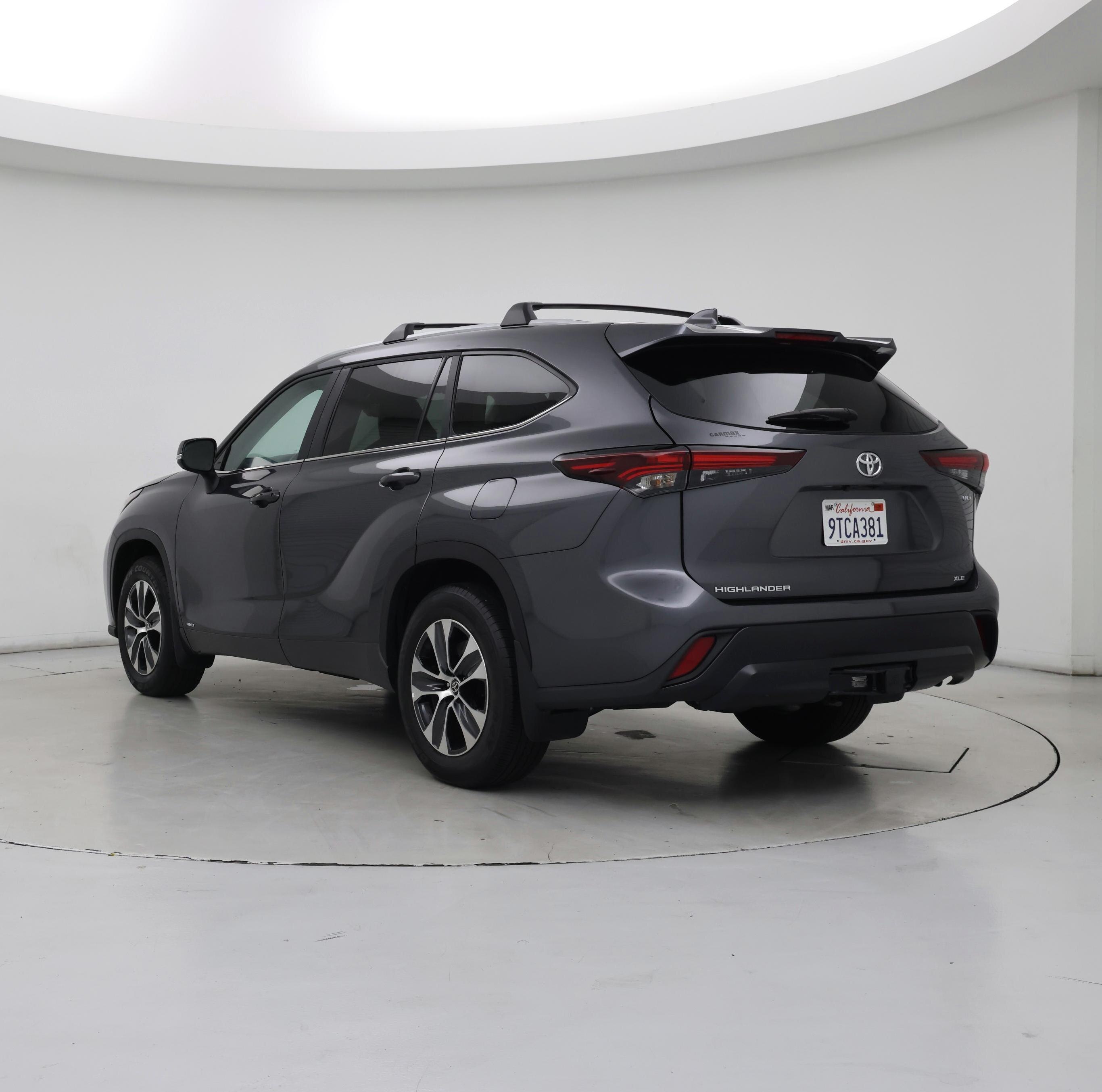 Thumbnail: 2025 Toyota Highlander - 2