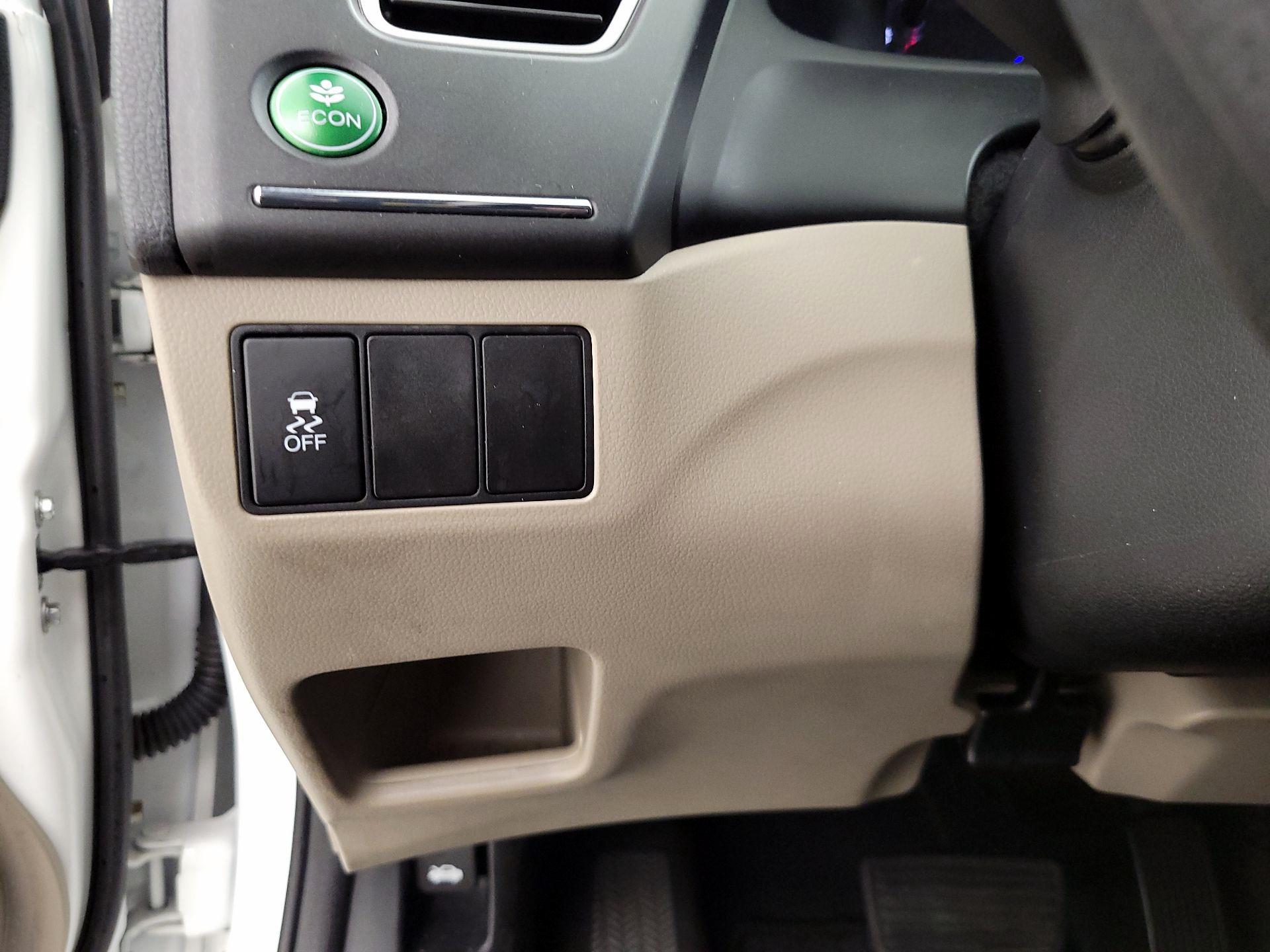 Thumbnail: 2015 Honda Civic - 13