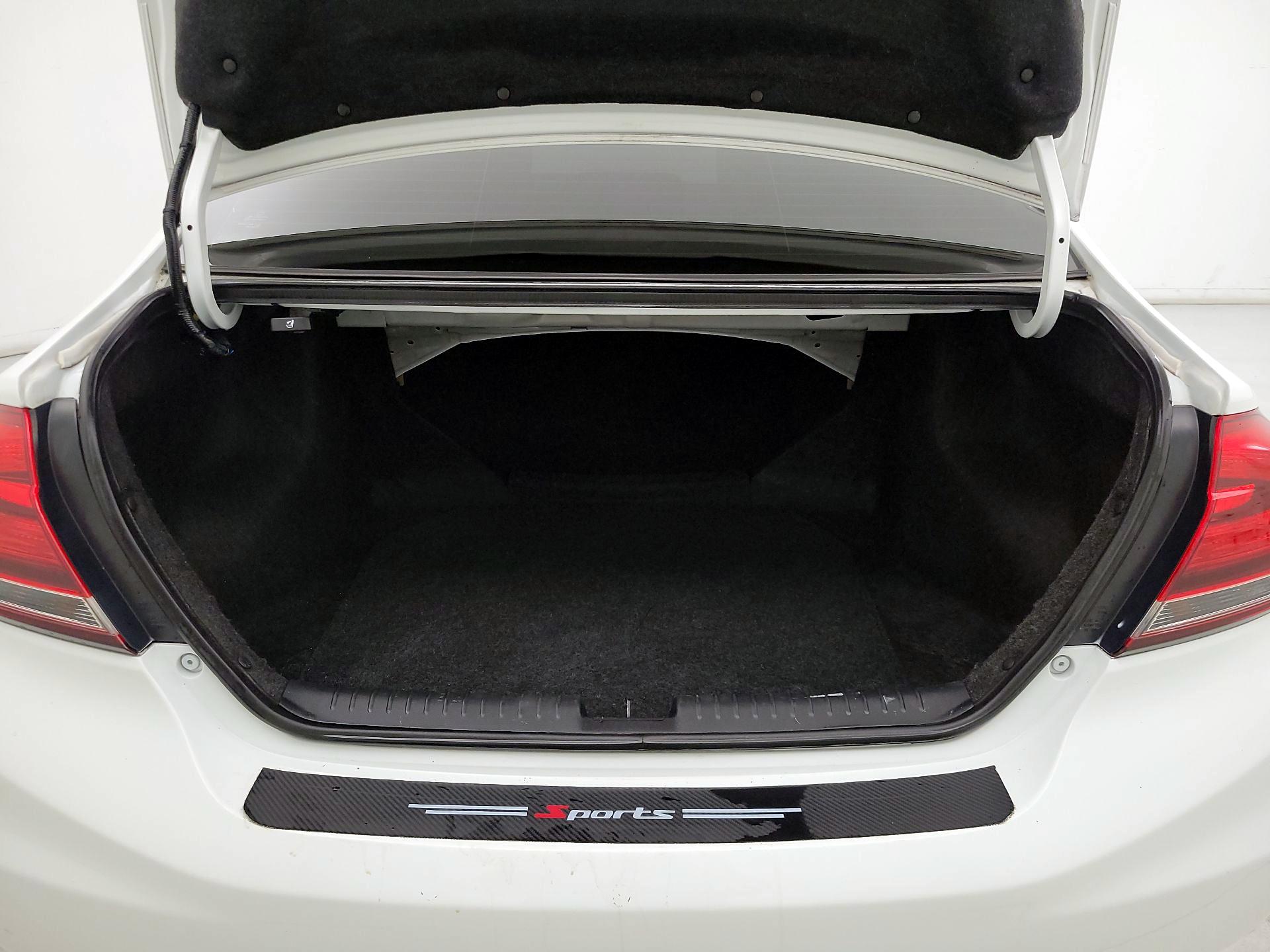 Thumbnail: 2015 Honda Civic - 20