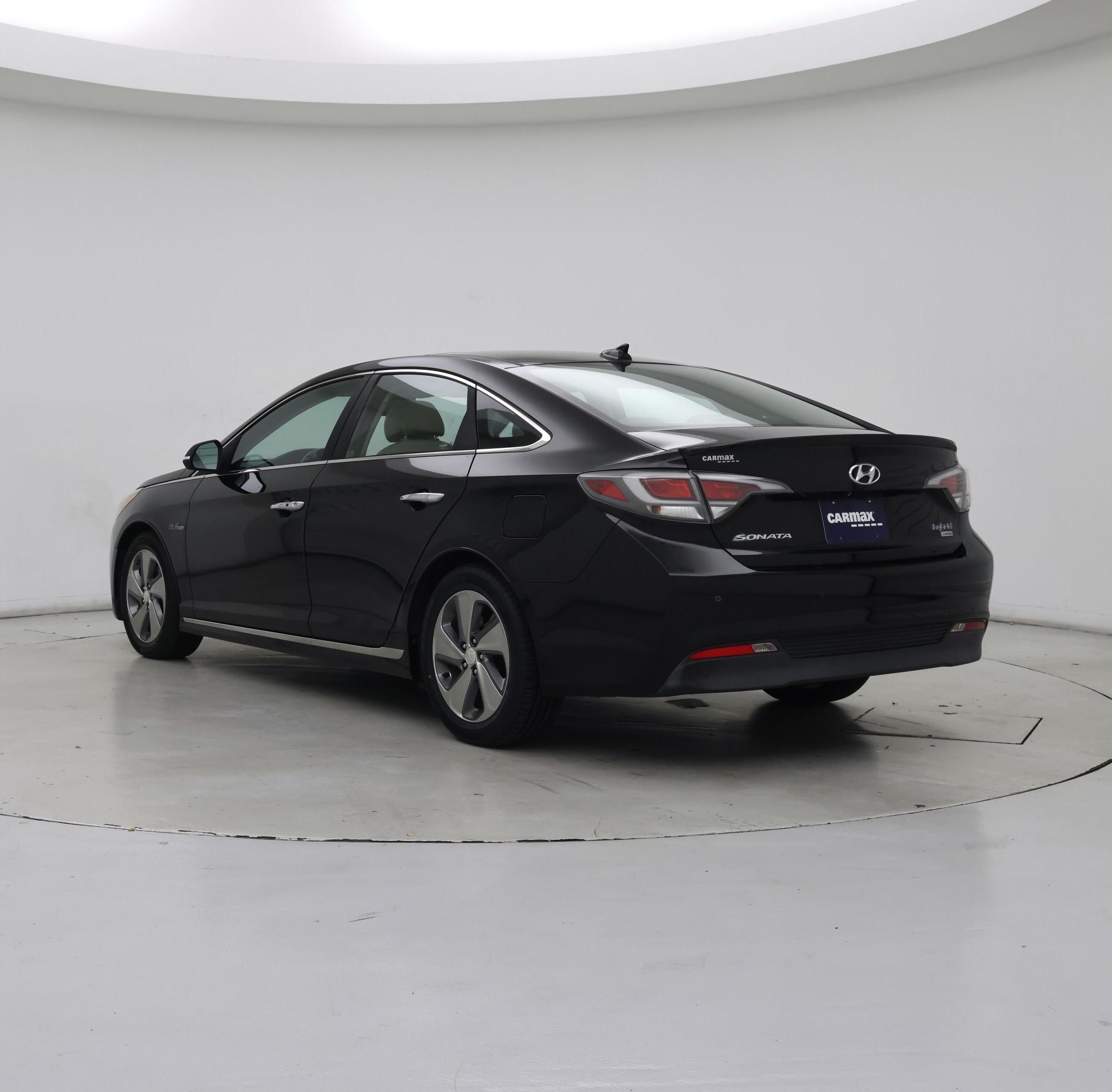 Thumbnail: 2016 Hyundai Sonata - 2