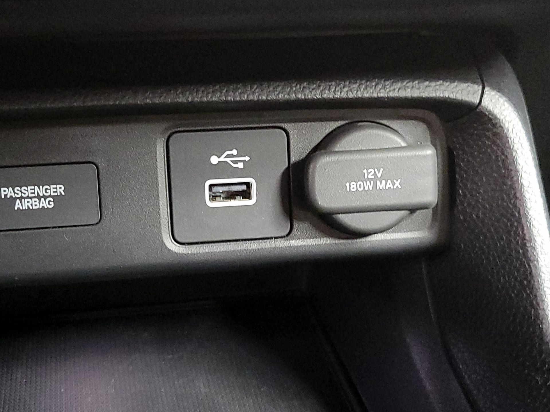 Thumbnail: 2023 Honda Civic - 18