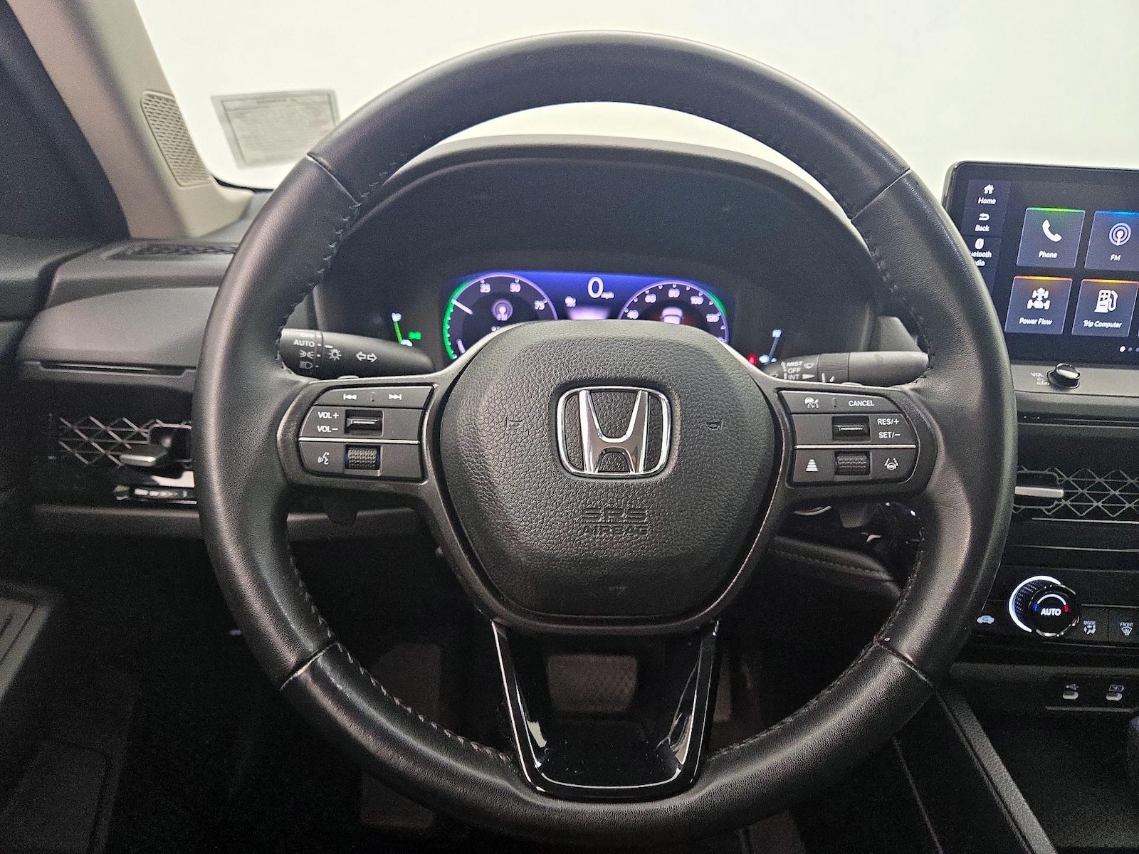 2024 Honda Accord Hybrid EX-L - Photo 11