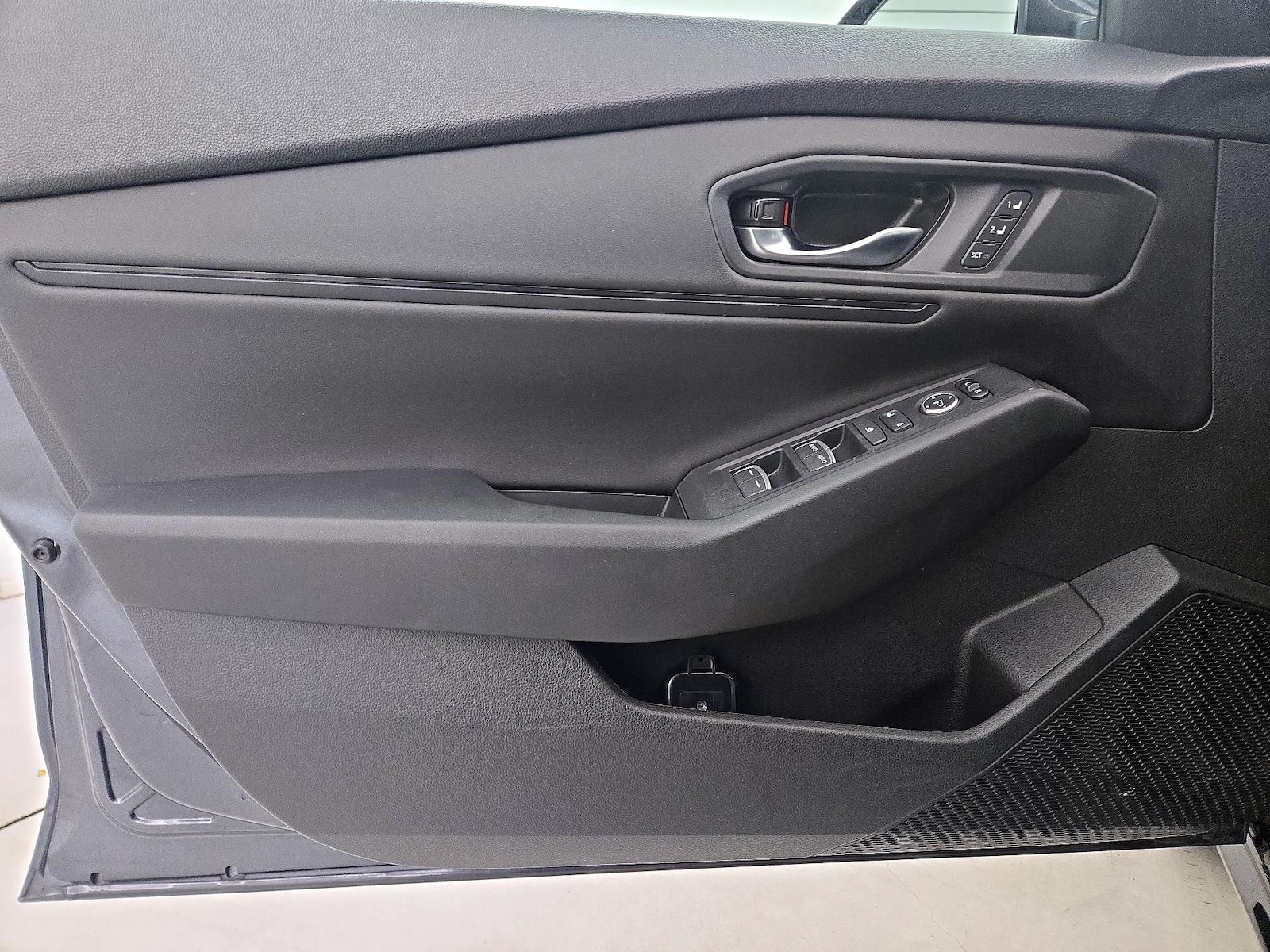 2024 Honda Accord Hybrid EX-L - Photo 13