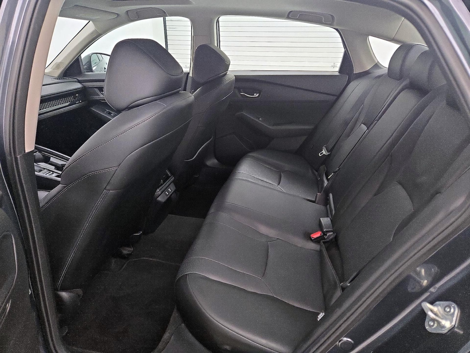 2024 Honda Accord Hybrid EX-L - Photo 18