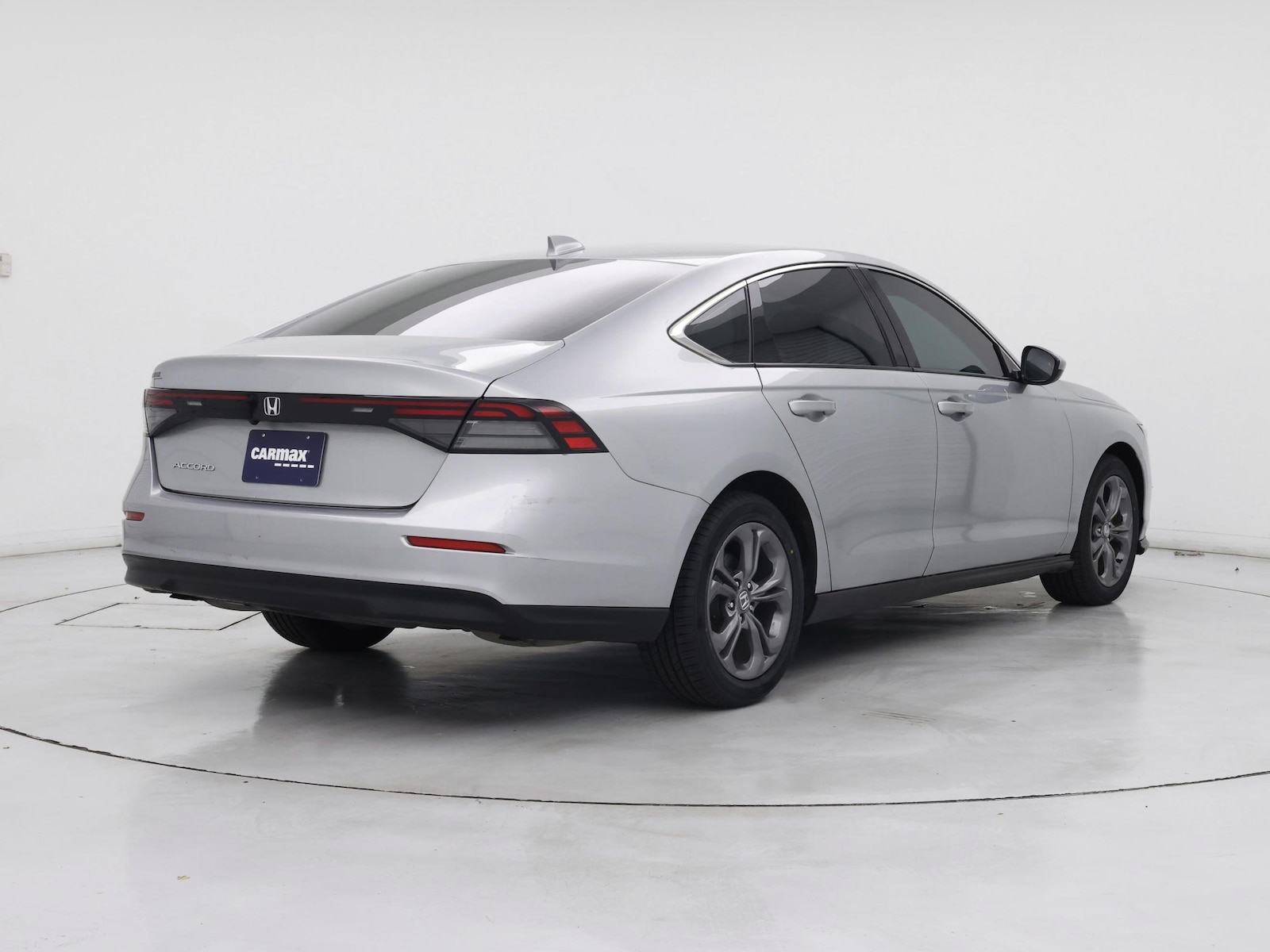 2024 Honda Accord EX - Photo 9