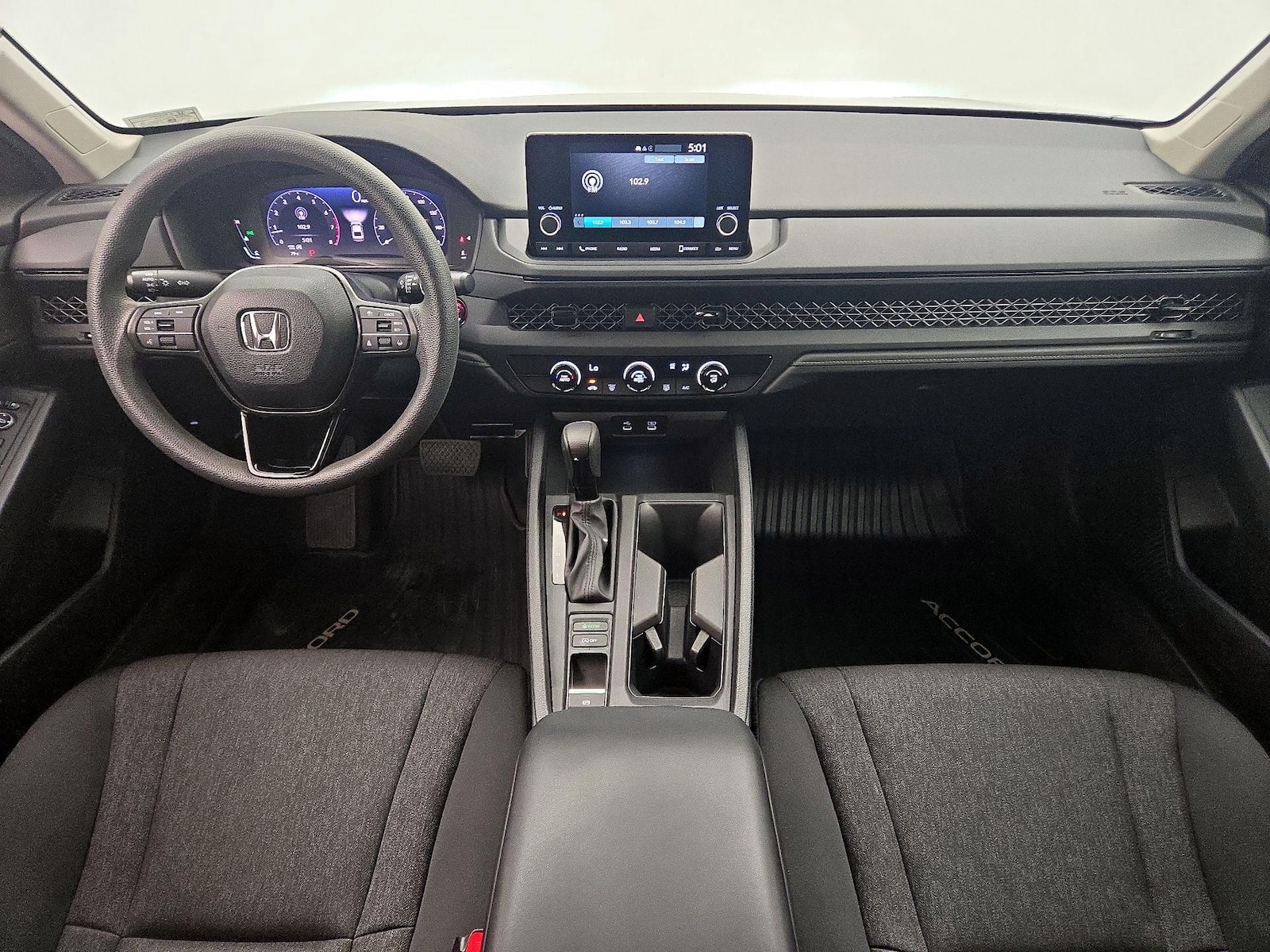 2024 Honda Accord LX - Photo 10