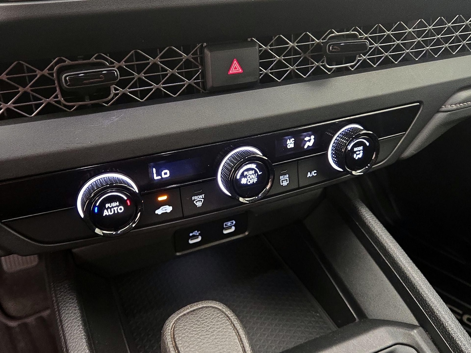 2024 Honda Accord LX - Photo 16