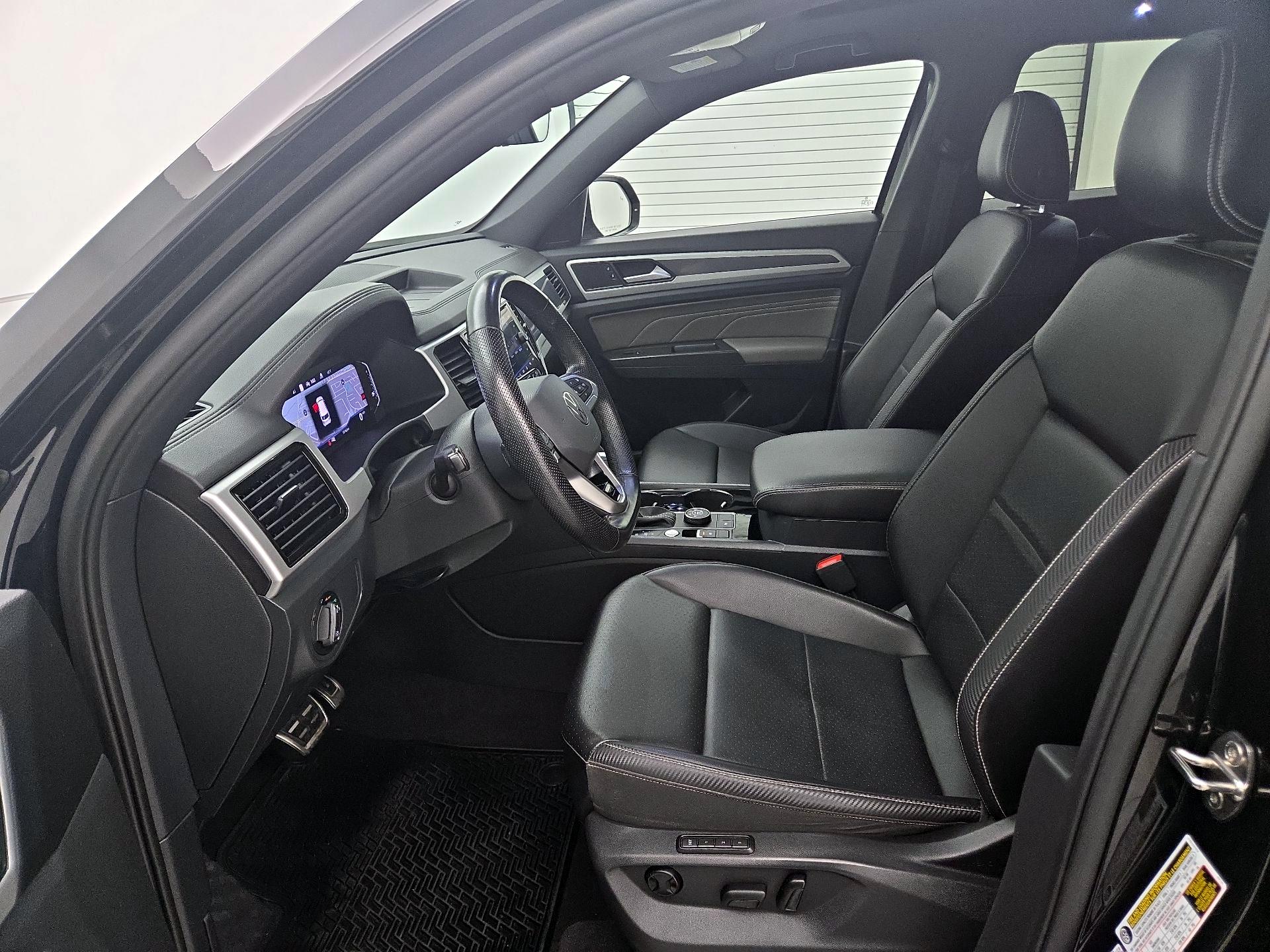 Thumbnail: 2022 Volkswagen Atlas - 11