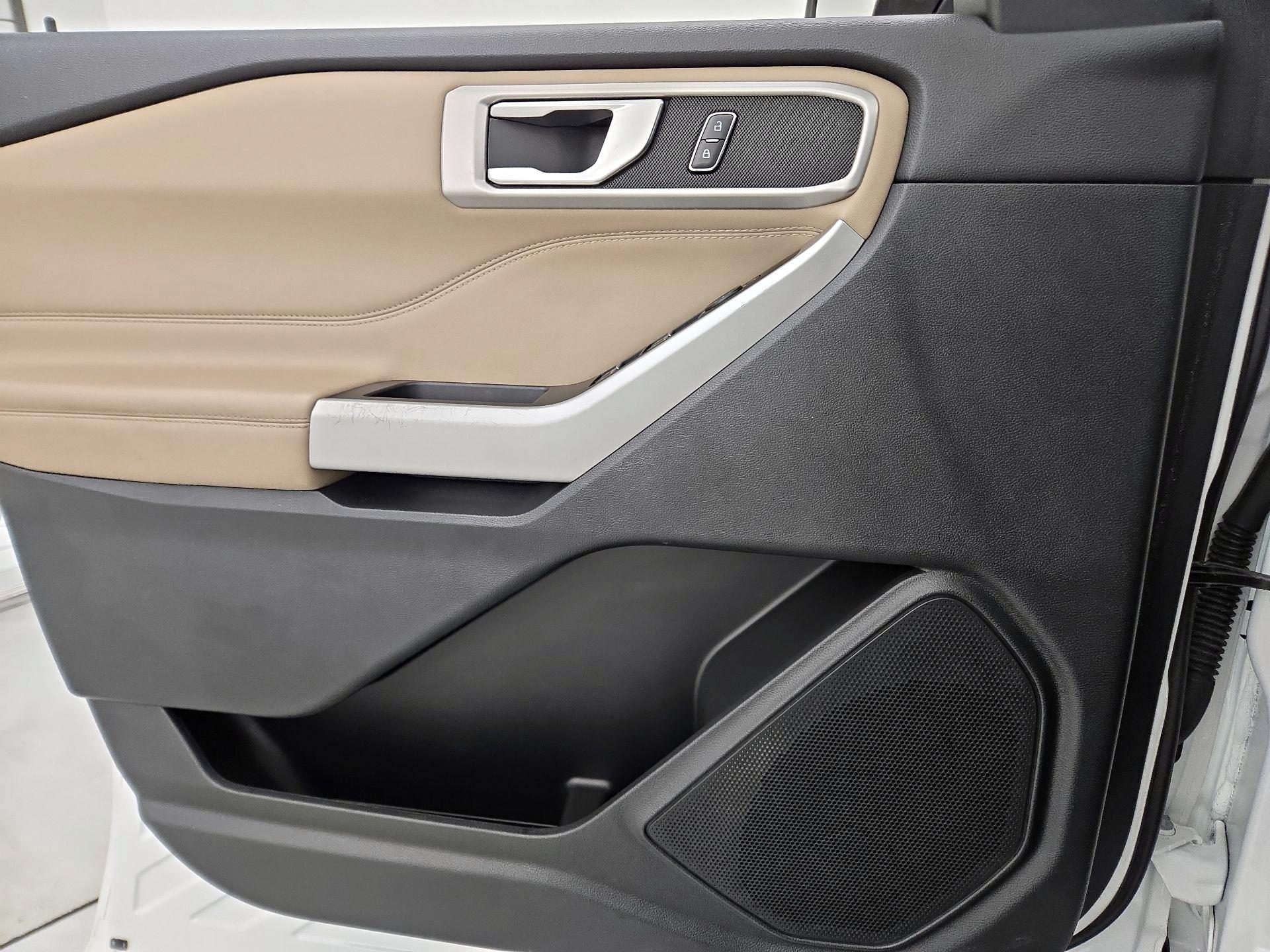 Thumbnail: 2022 Ford Explorer - 12