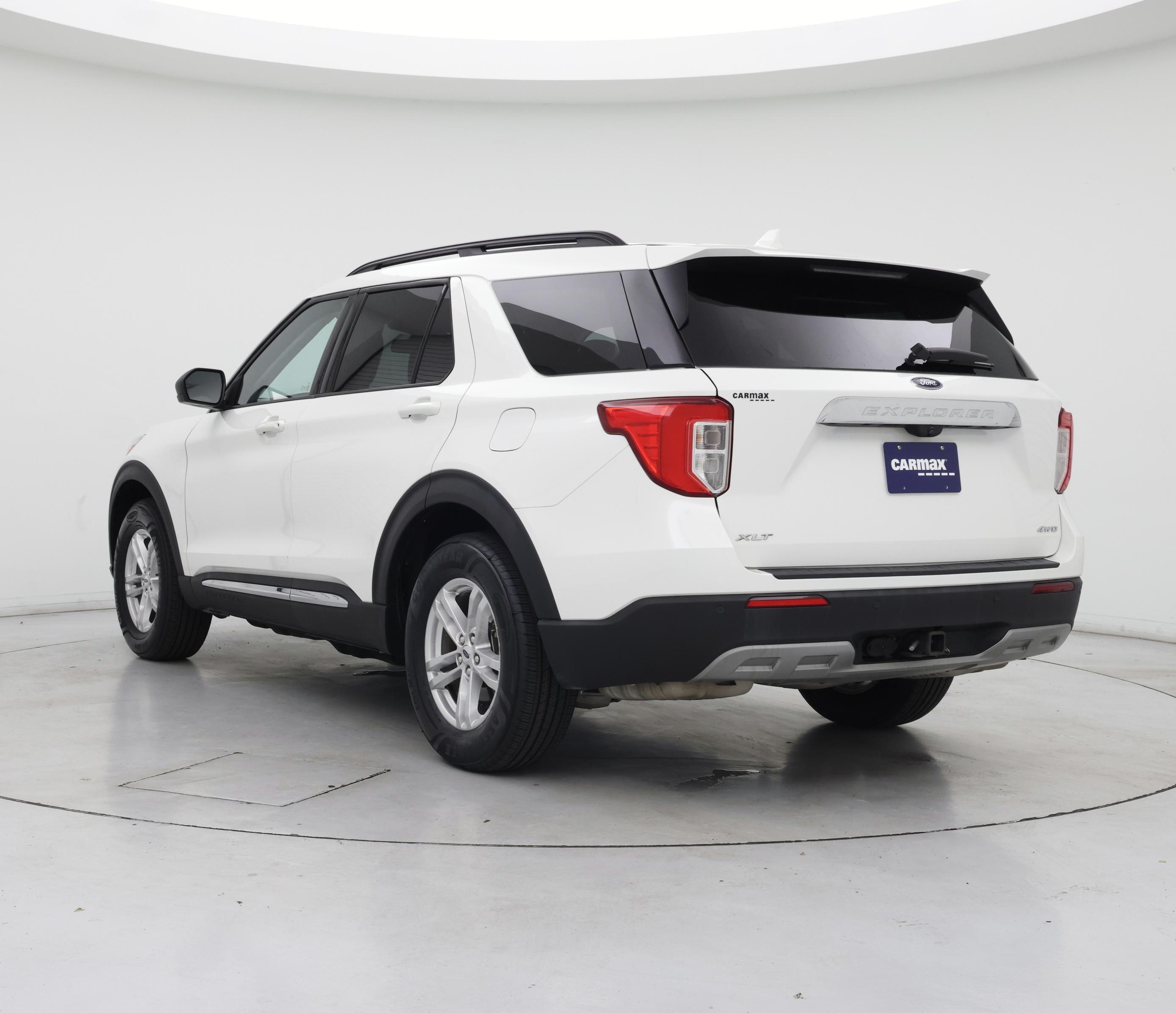 Thumbnail: 2022 Ford Explorer - 2