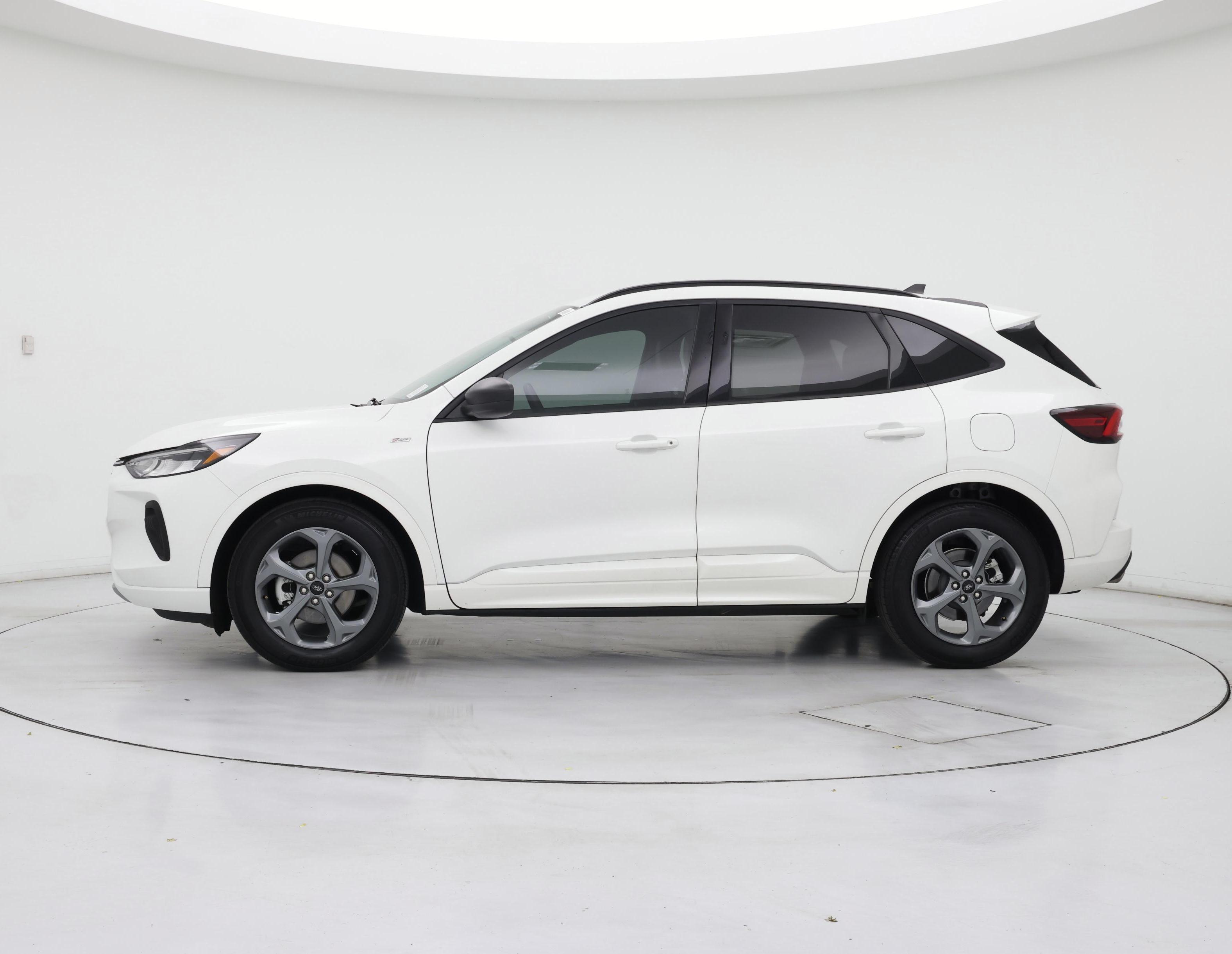 Thumbnail: 2023 Ford Escape - 3