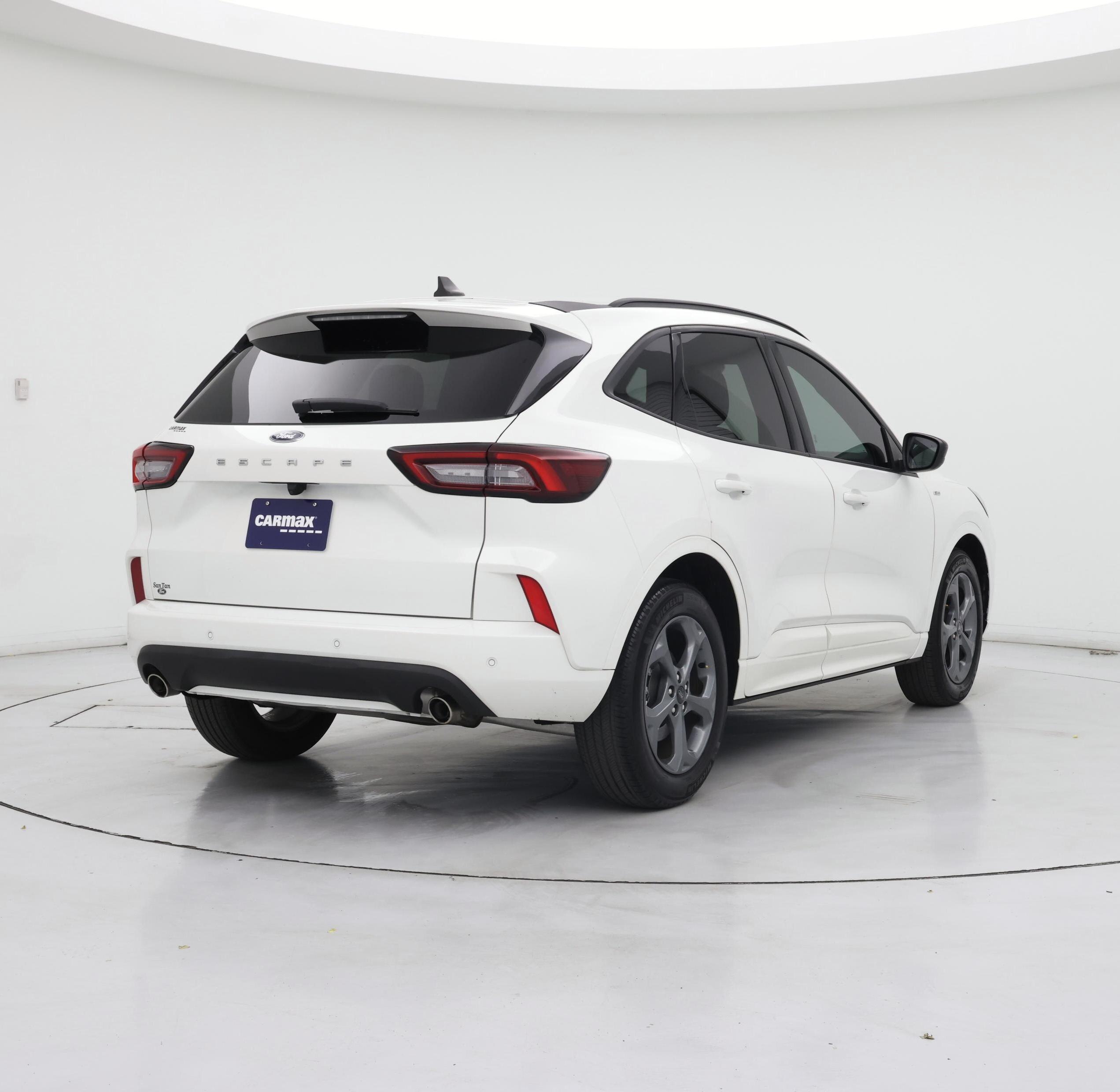 Thumbnail: 2023 Ford Escape - 8