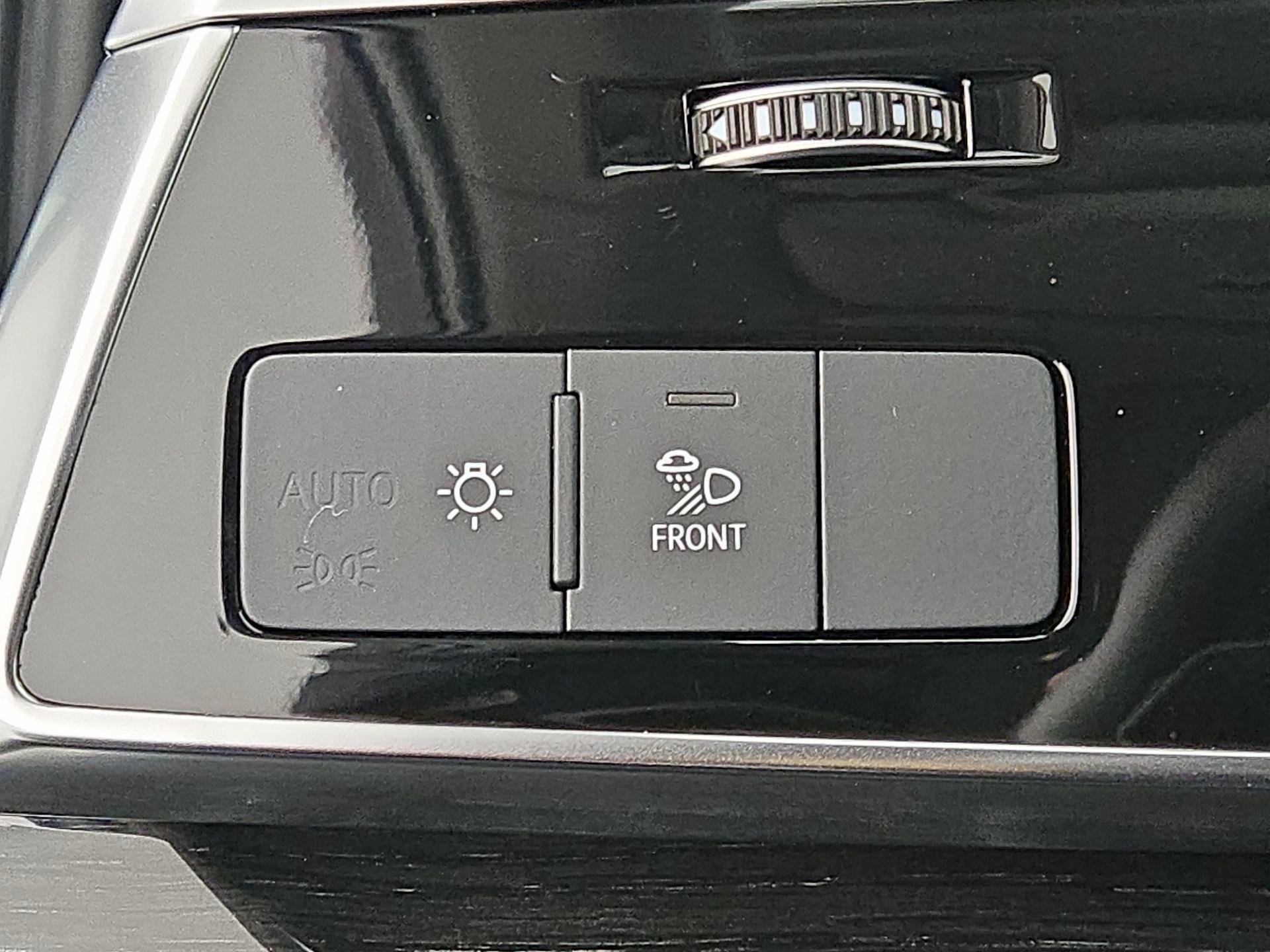 Thumbnail: 2023 Audi Q7 - 13