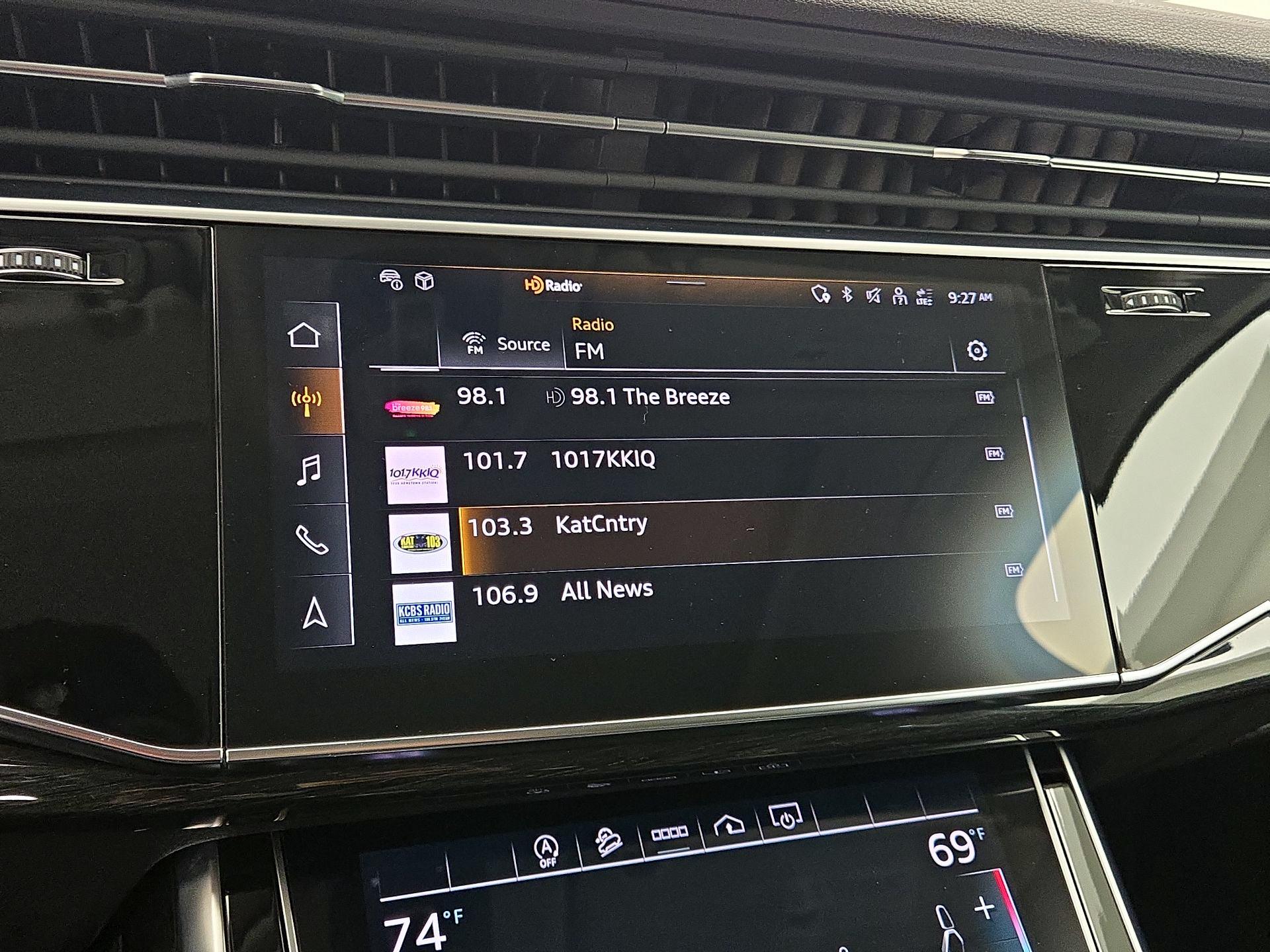 Thumbnail: 2023 Audi Q7 - 16