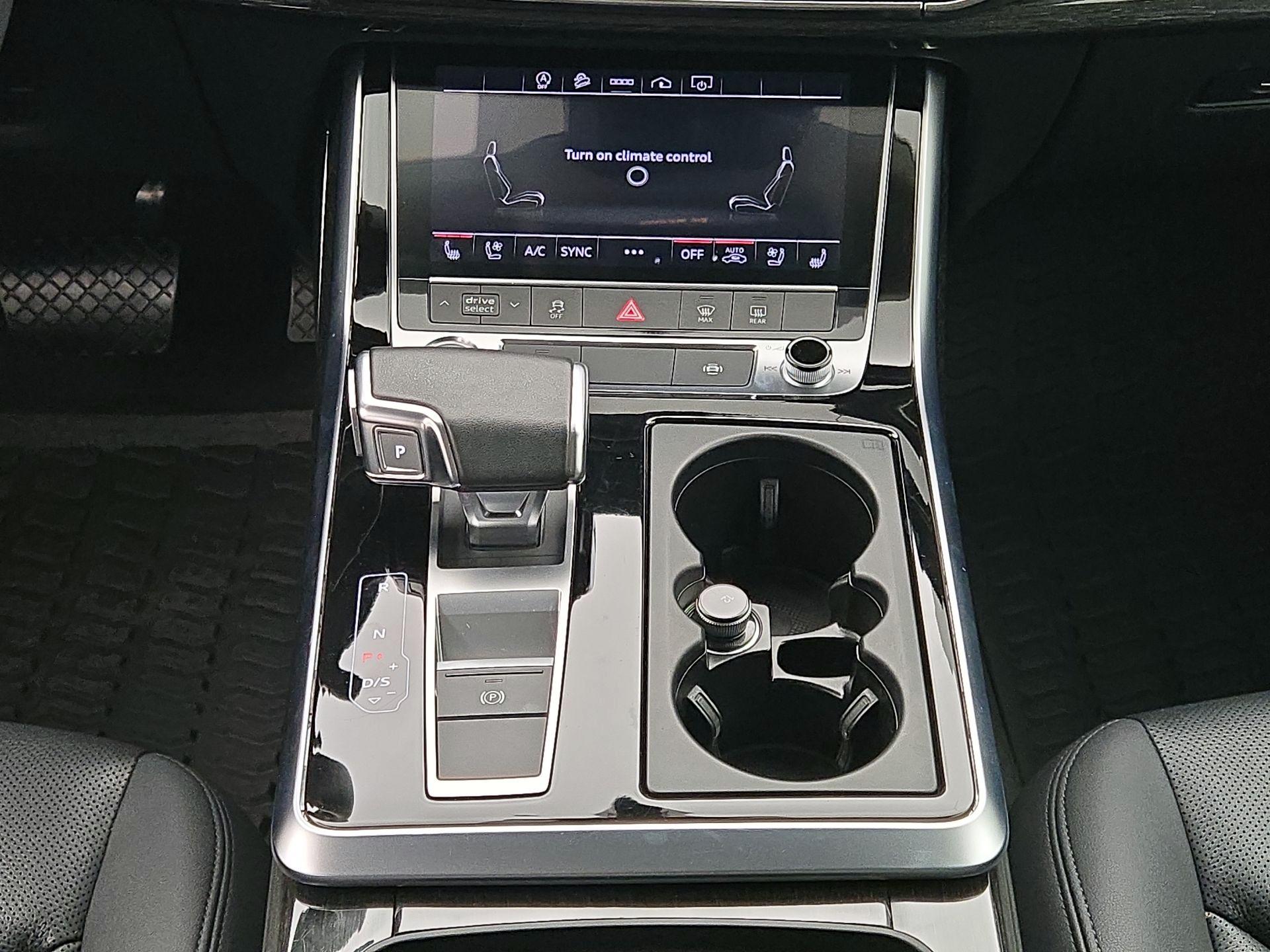 Thumbnail: 2023 Audi Q7 - 18