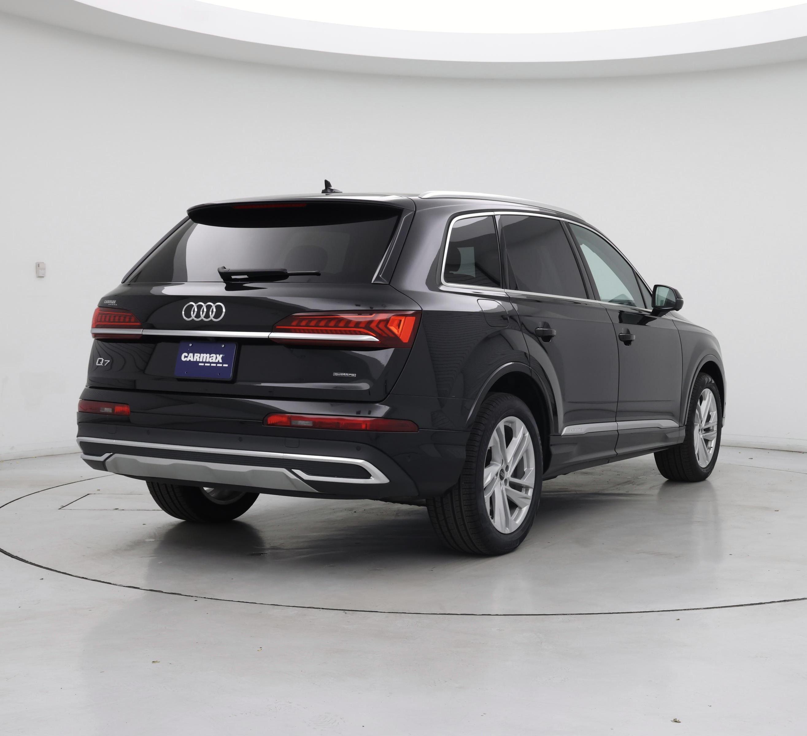 Thumbnail: 2023 Audi Q7 - 8
