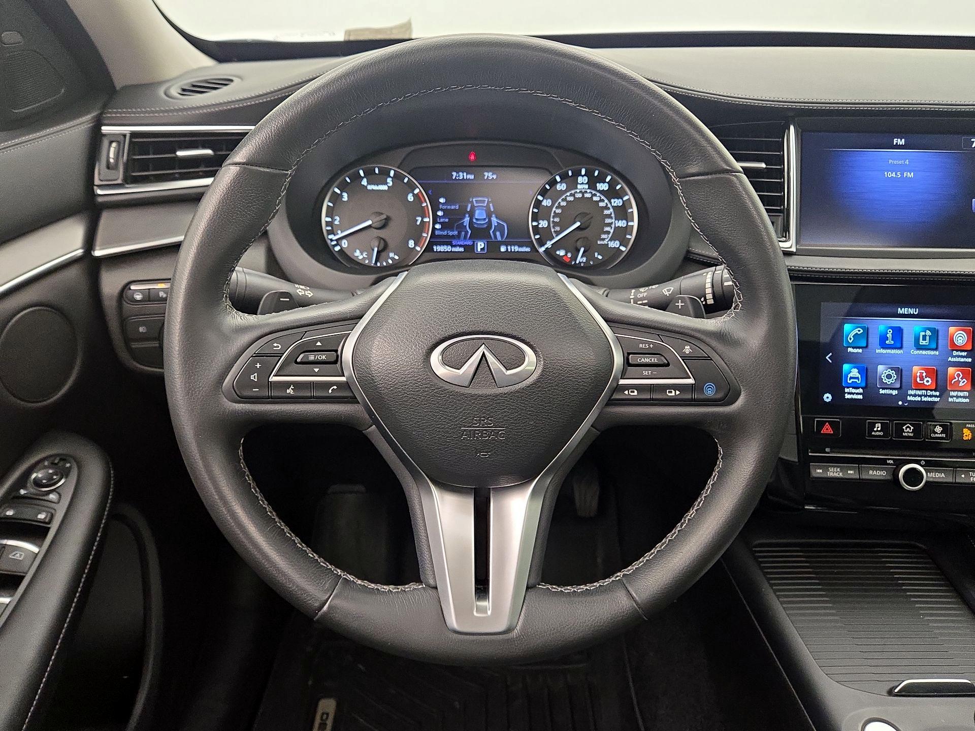 Thumbnail: 2022 INFINITI QX50 - 10