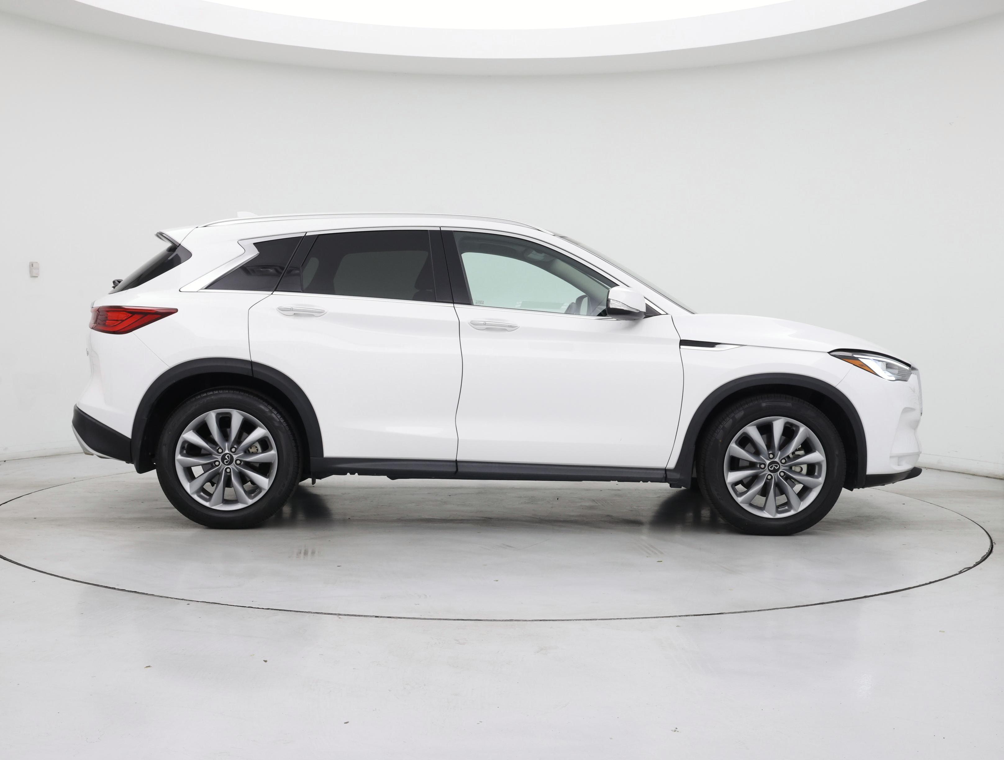 Thumbnail: 2022 INFINITI QX50 - 7