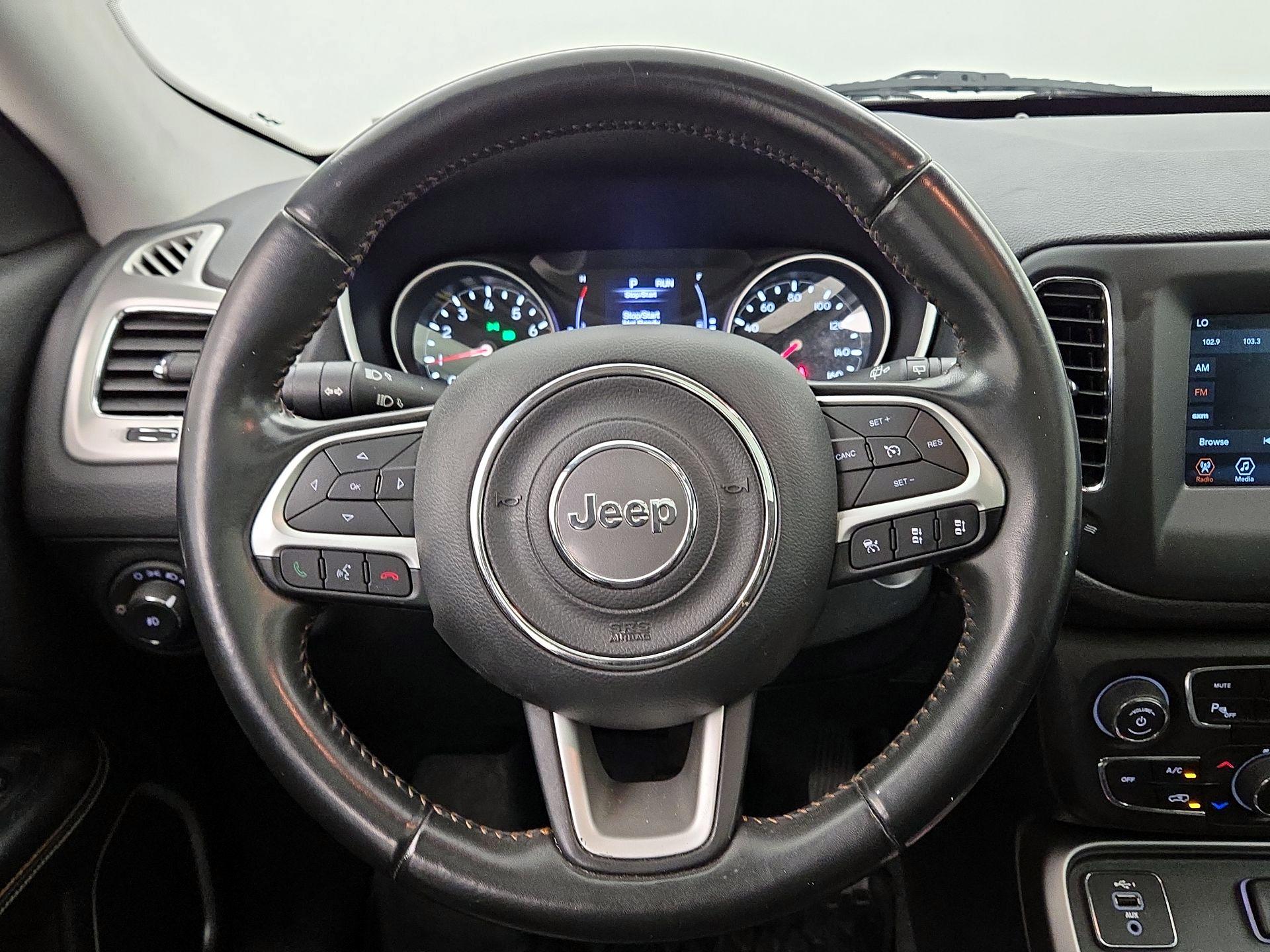 Thumbnail: 2020 Jeep Compass - 10