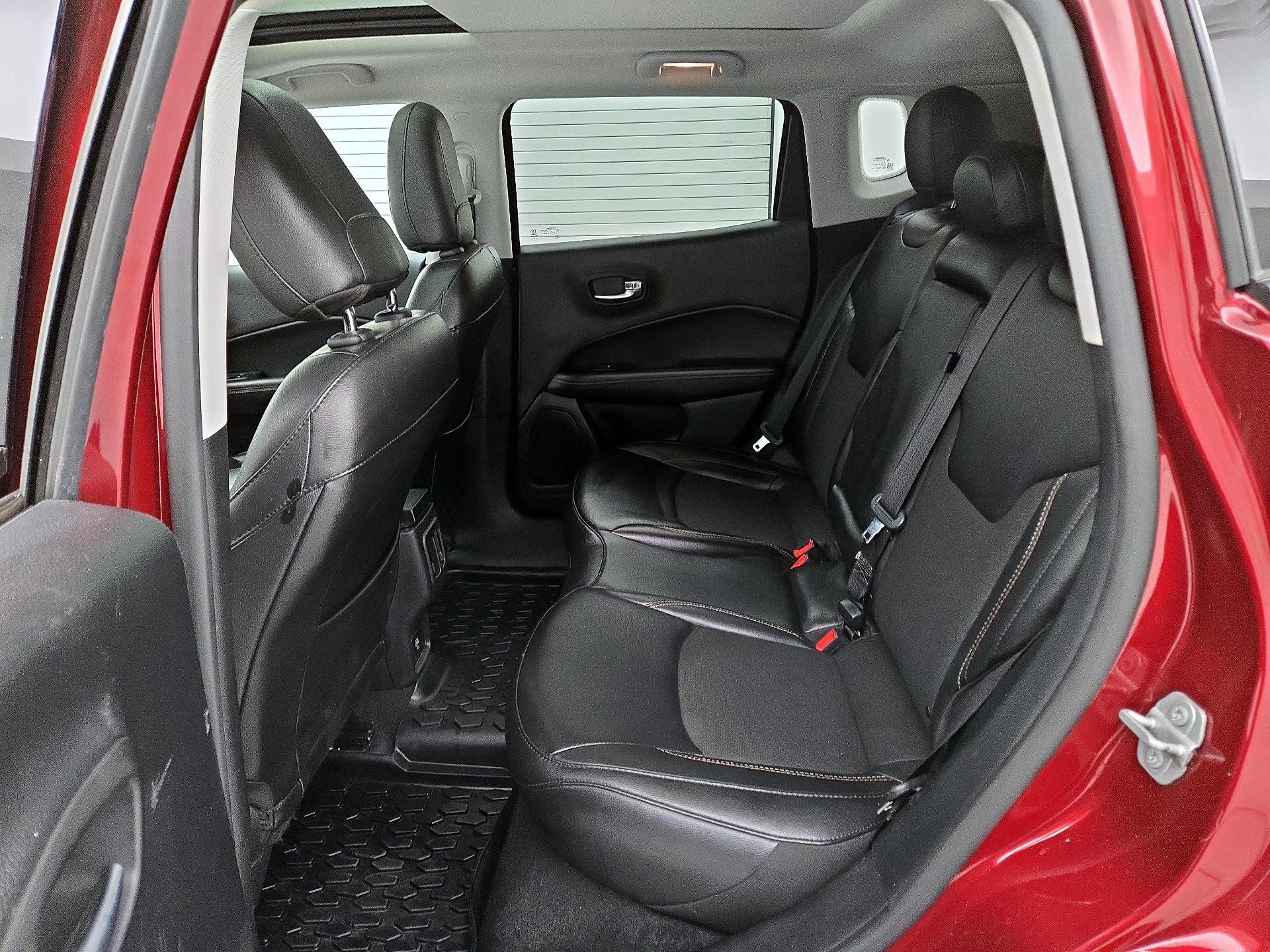 Thumbnail: 2020 Jeep Compass - 20