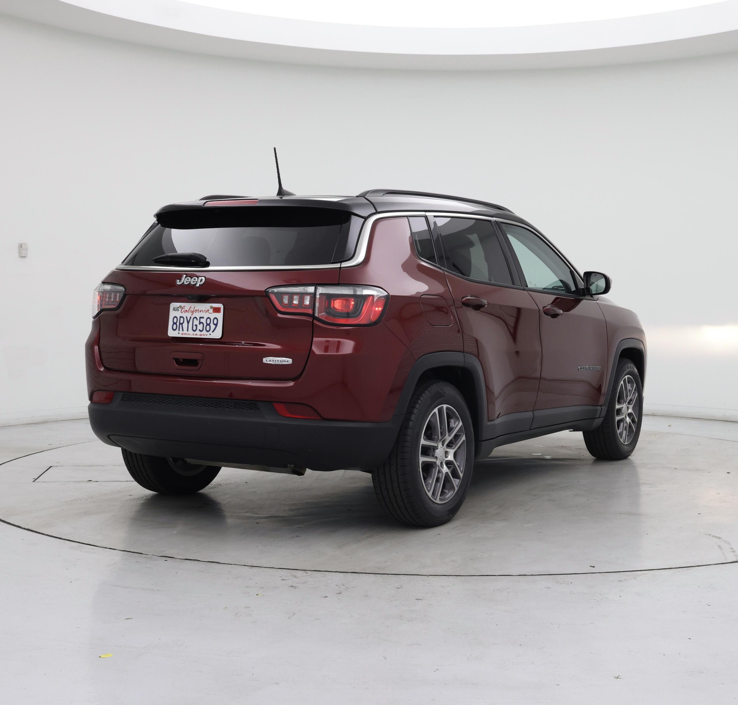 Thumbnail: 2020 Jeep Compass - 8