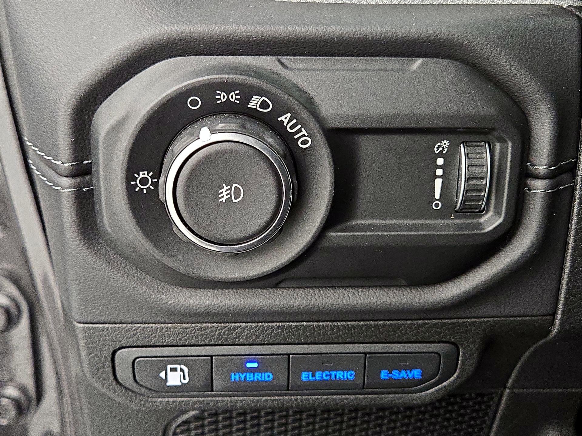 Thumbnail: 2025 Jeep Wrangler - 13