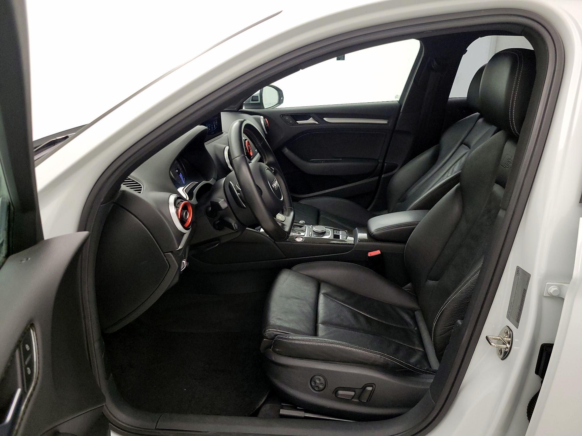 Thumbnail: 2015 Audi S3 - 11