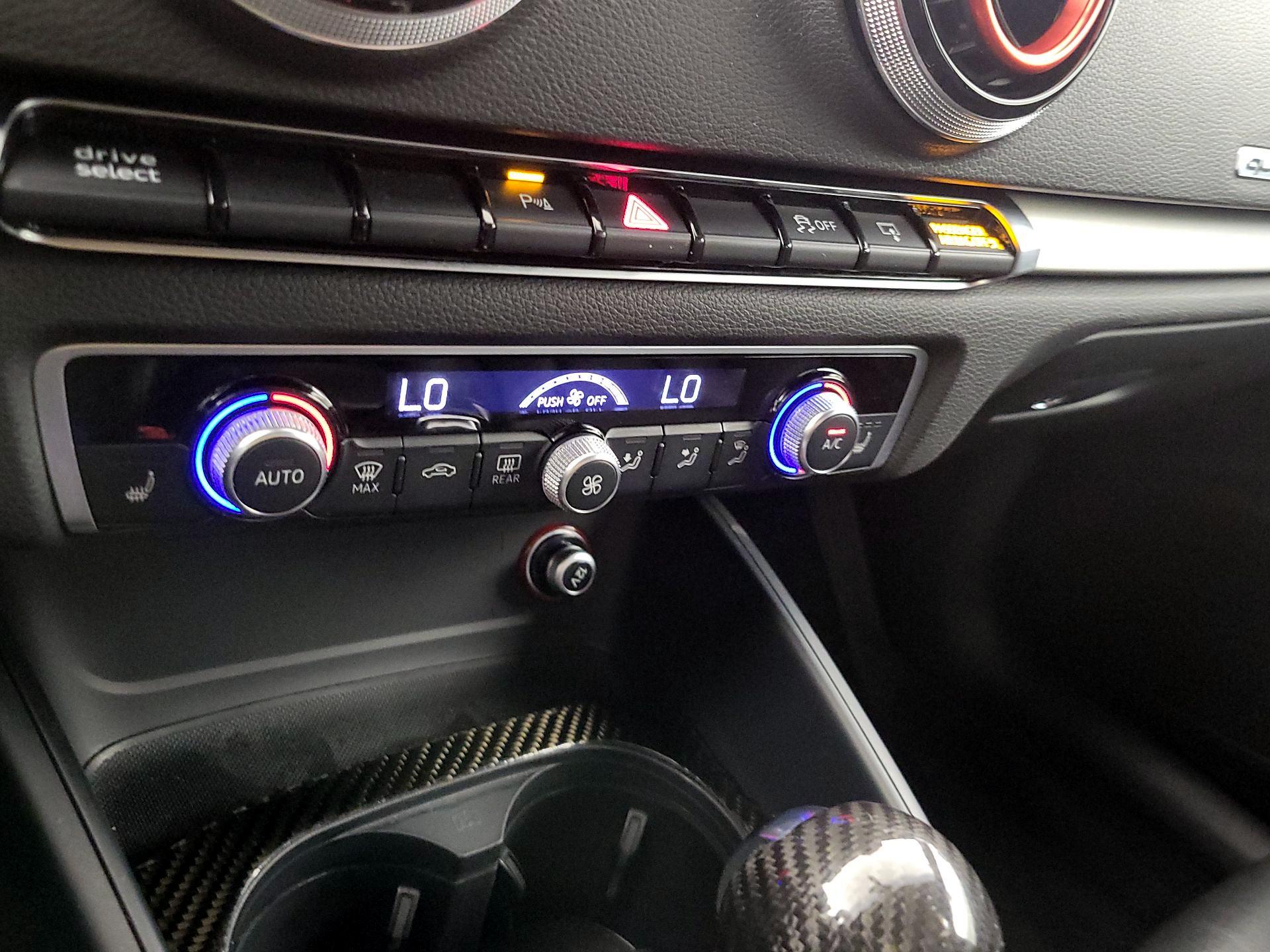 Thumbnail: 2015 Audi S3 - 16