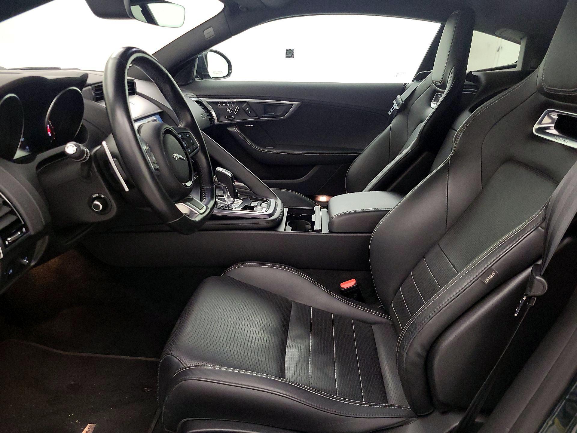 Thumbnail: 2019 Jaguar F-Type - 11